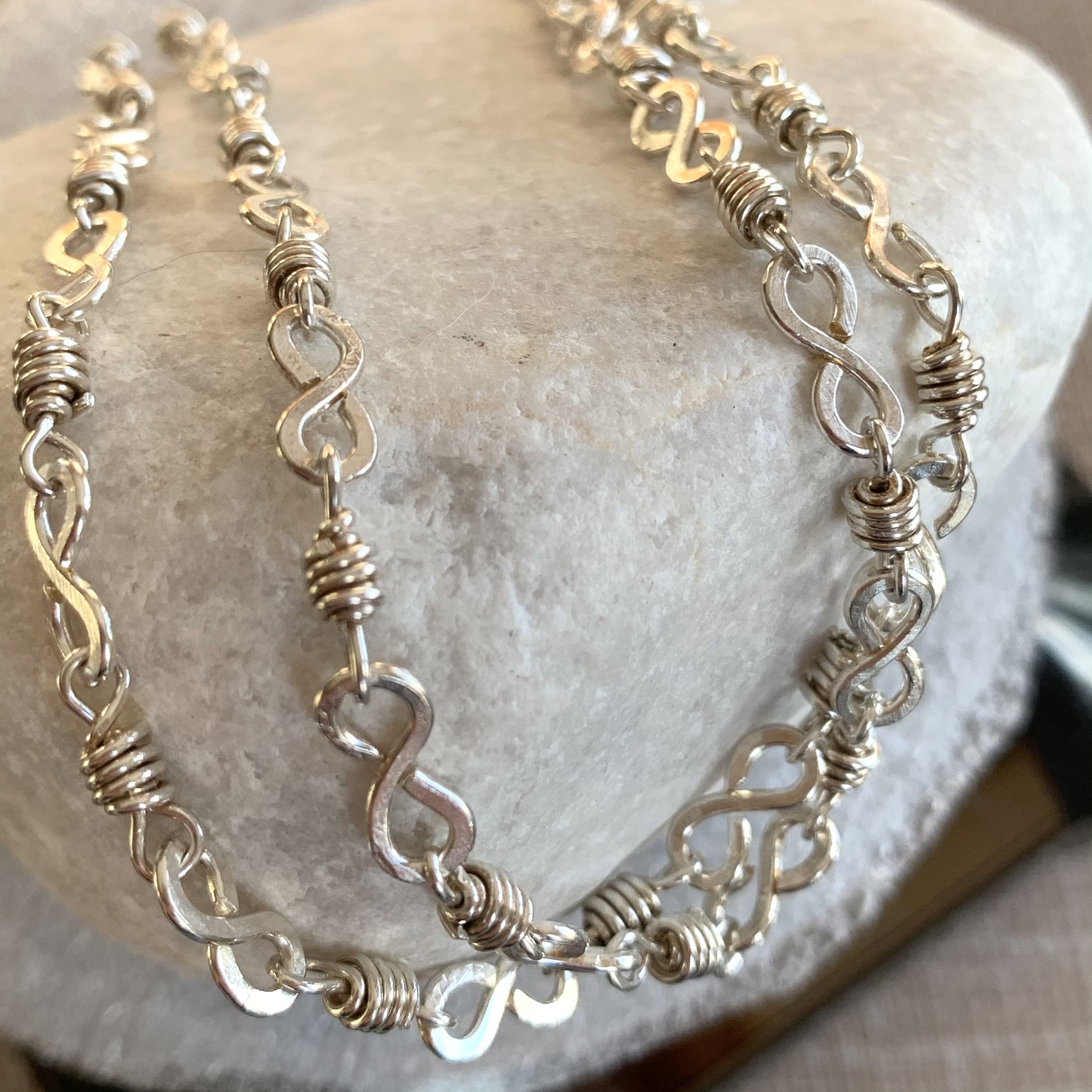 https://i.etsystatic.com/18428199/r/il/b34f12/2757949470/il_fullxfull.2757949470_lk0e.jpg