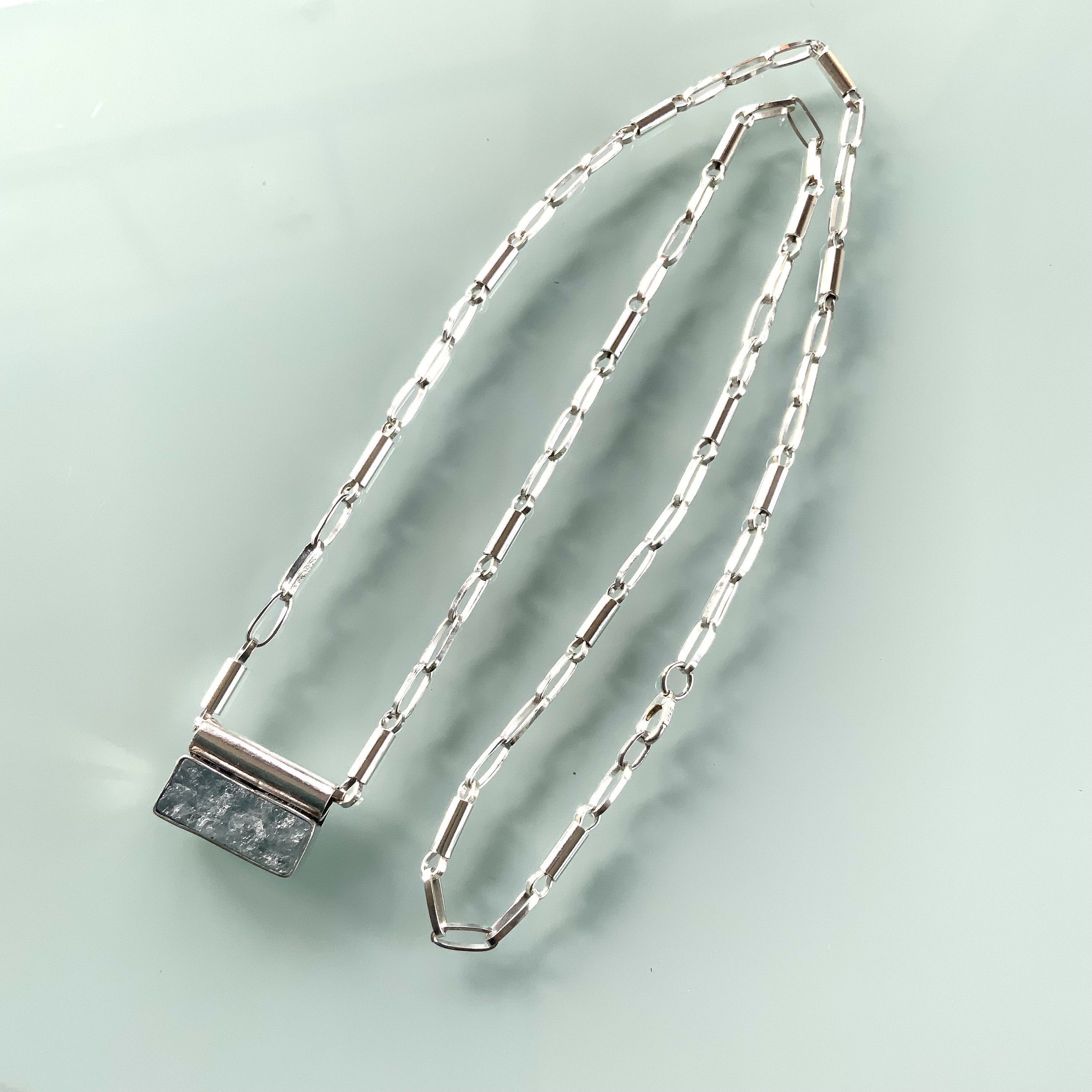https://i.etsystatic.com/18428199/r/il/e27adb/5015537705/il_fullxfull.5015537705_kmrk.jpg