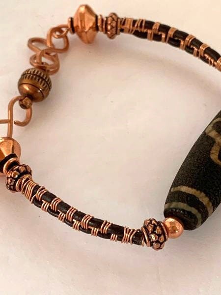 https://i.etsystatic.com/18428199/r/il/1f8ba4/2356165240/il_fullxfull.2356165240_k4nq.jpg