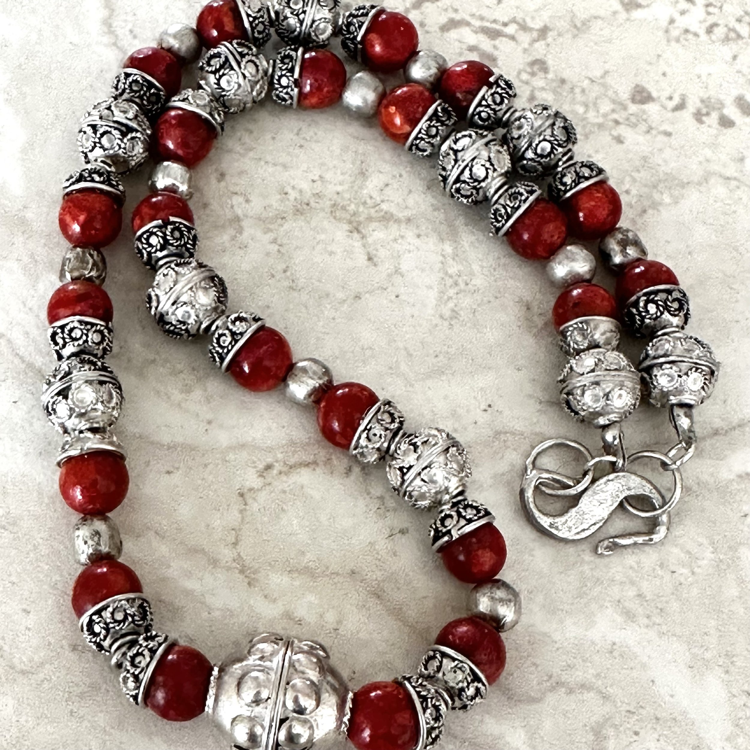 https://i.etsystatic.com/18428199/r/il/a48b95/5485176149/il_fullxfull.5485176149_g0d1.jpg