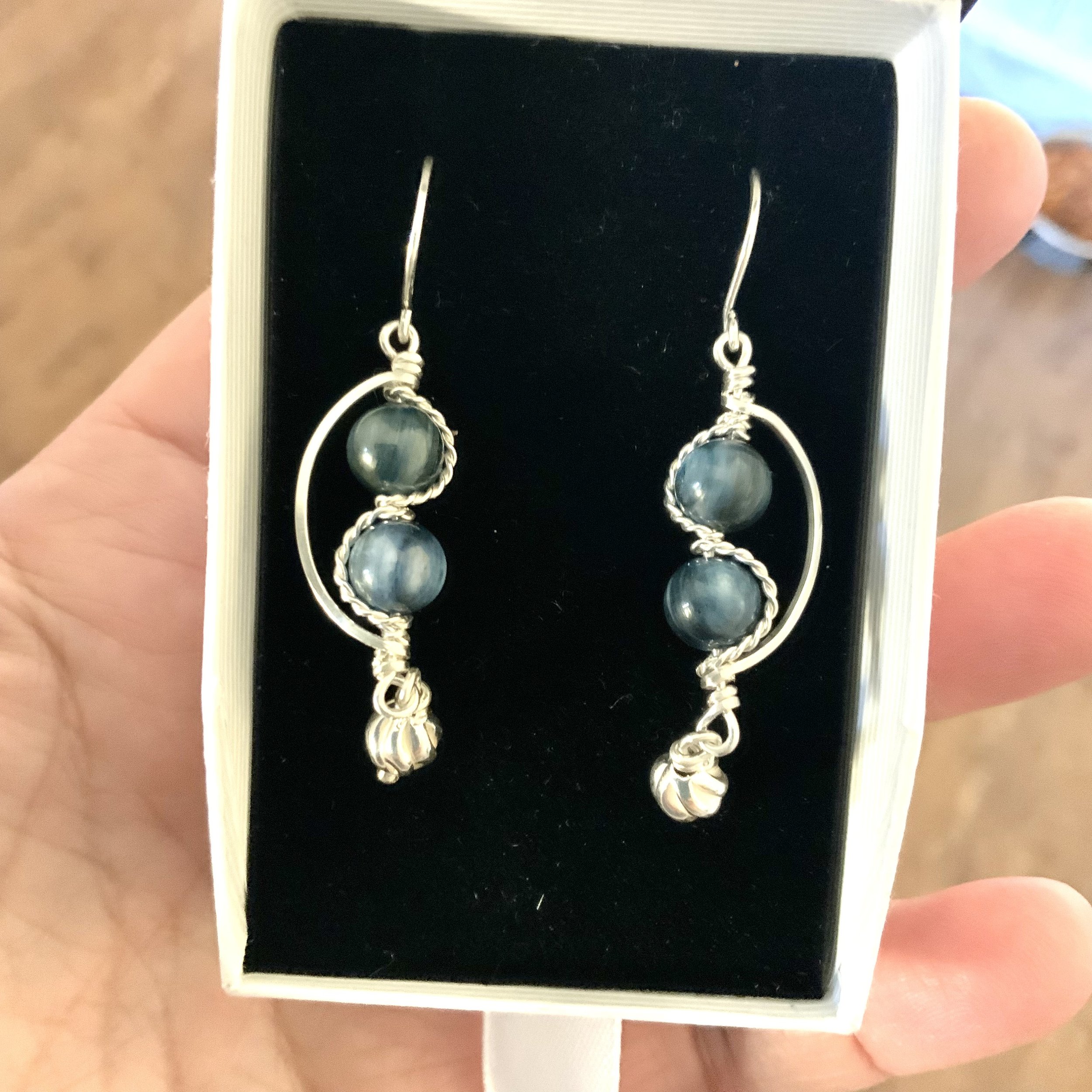 https://i.etsystatic.com/18428199/r/il/d4279d/4220355593/il_fullxfull.4220355593_cmx7.jpg