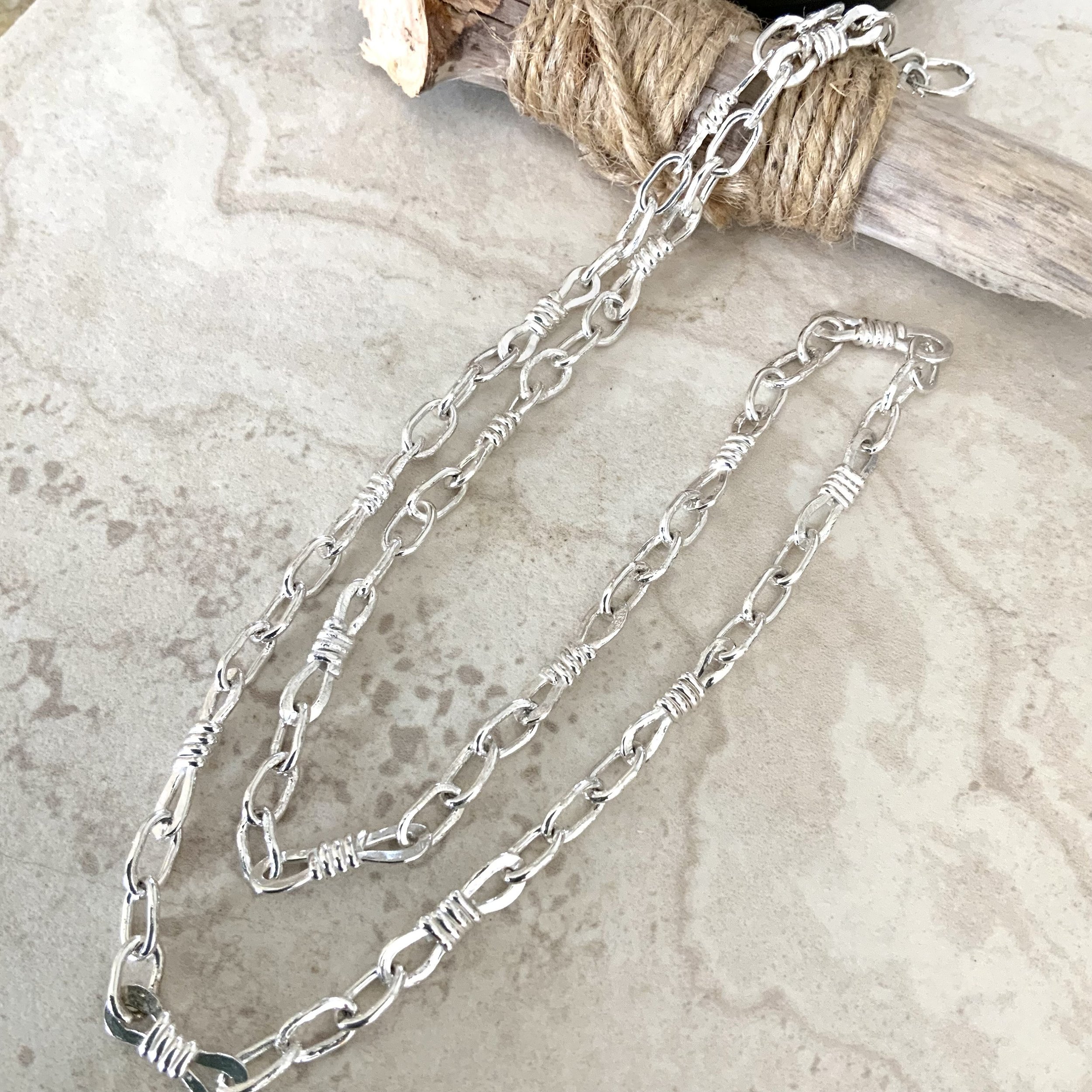 https://i.etsystatic.com/18428199/r/il/aaeeab/5349002479/il_fullxfull.5349002479_6dox.jpg