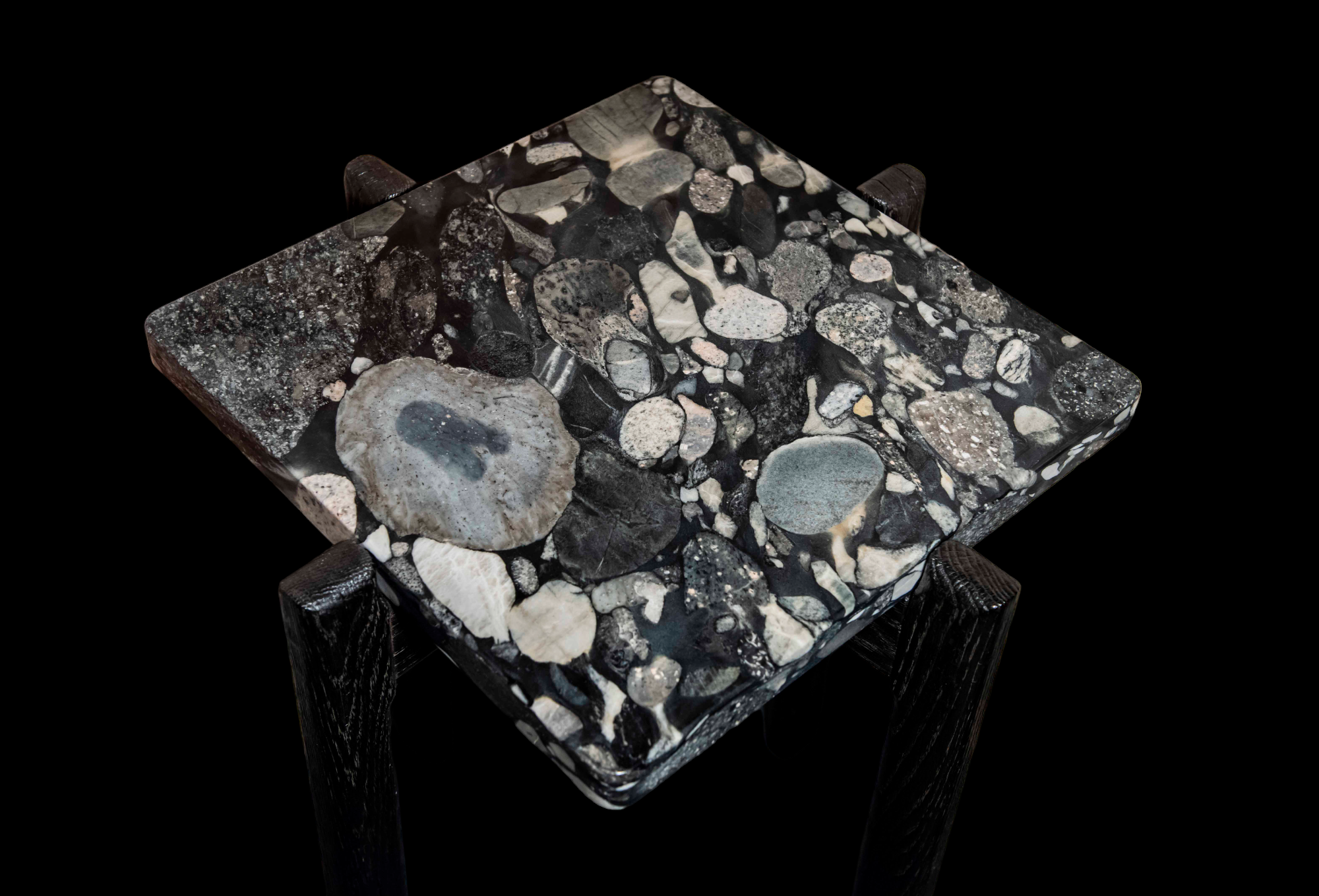 Onyx side table.png