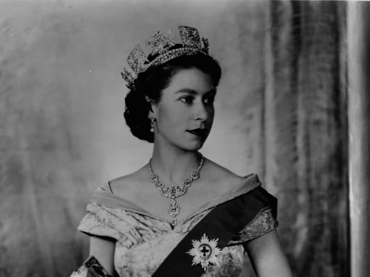 THE QUEEN IS DEAD