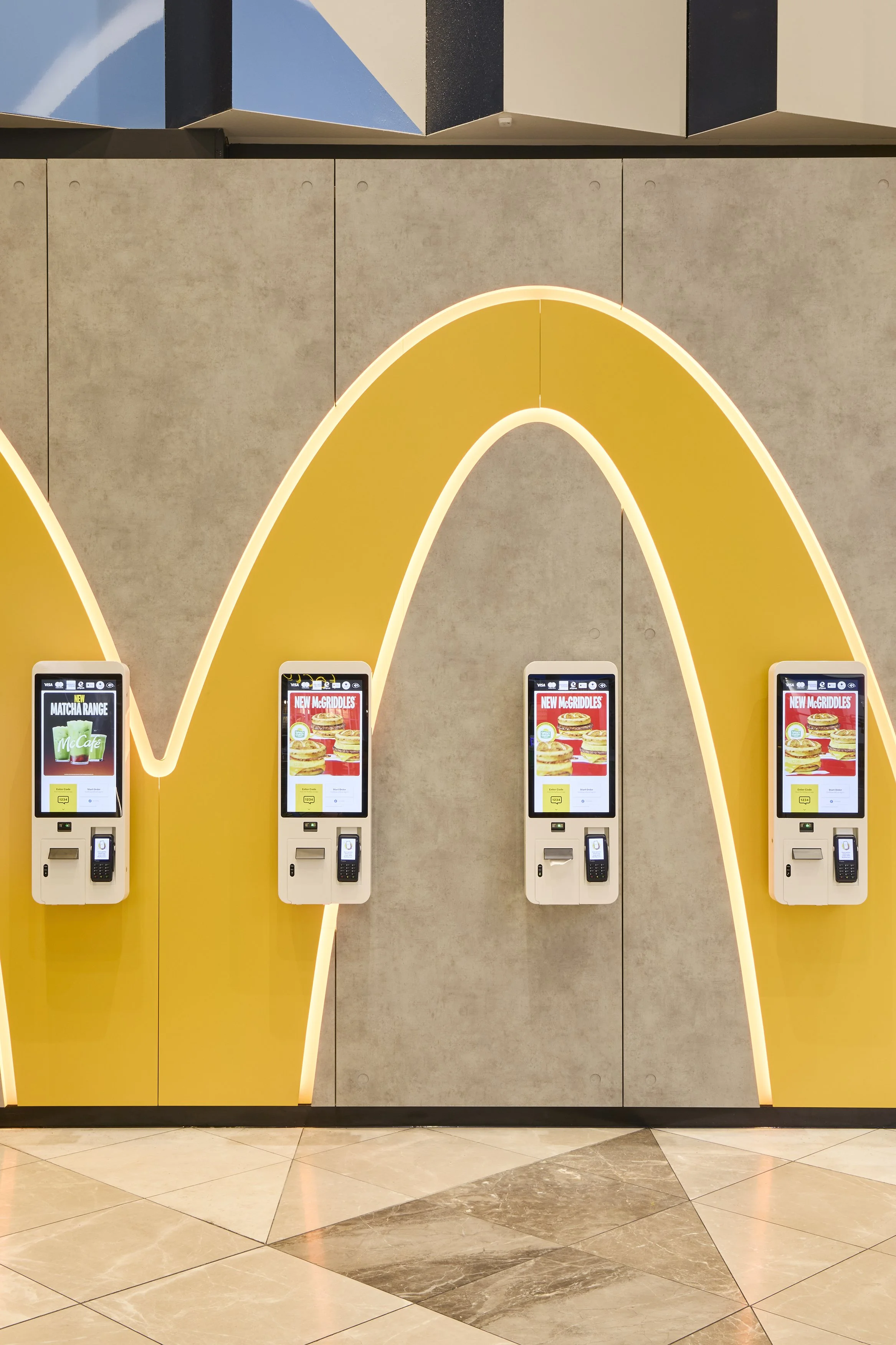 McDonalds Werribee Plaza 05.jpg