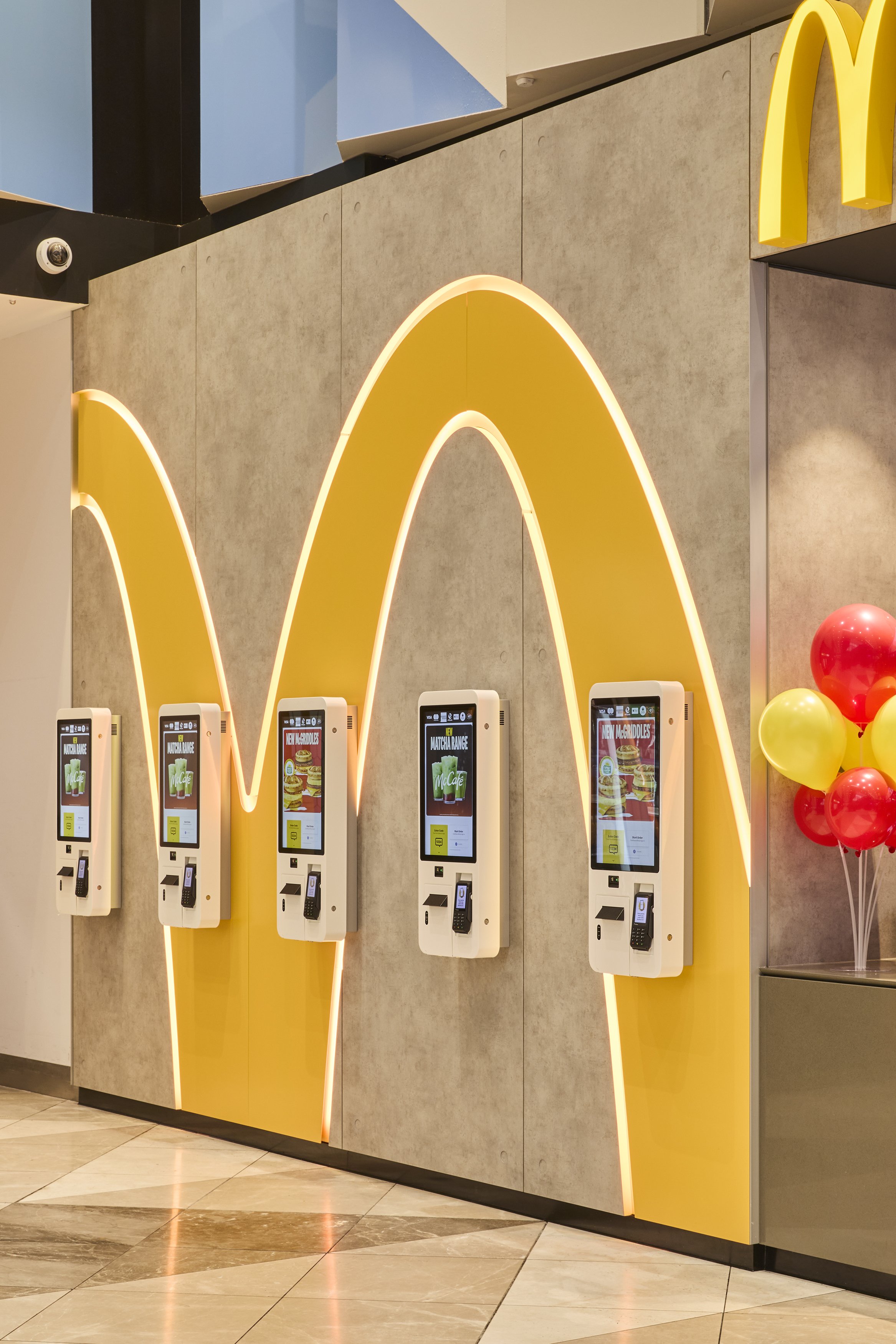 McDonalds Werribee Plaza 07.jpg
