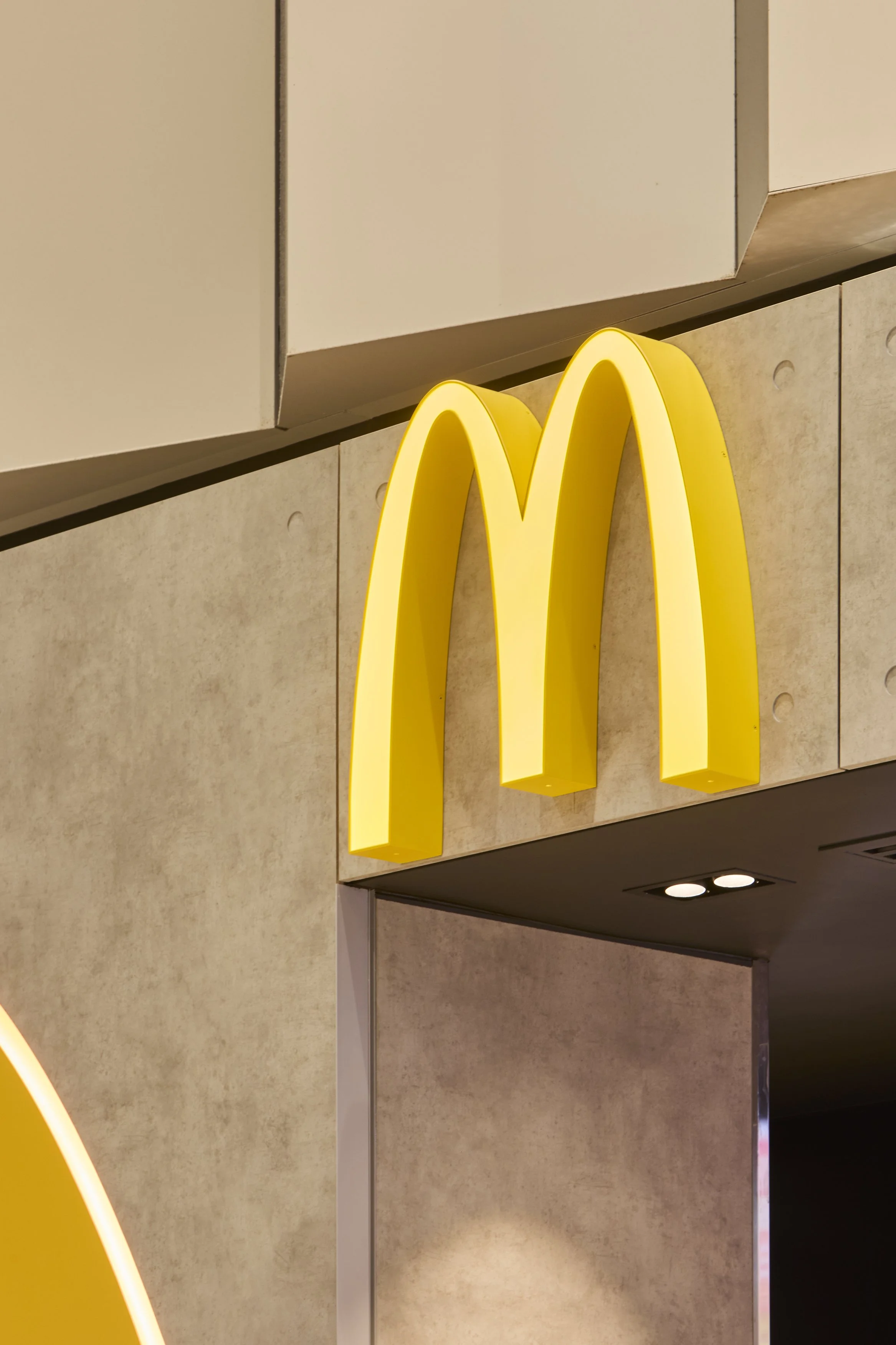 McDonalds Werribee Plaza 11.jpg