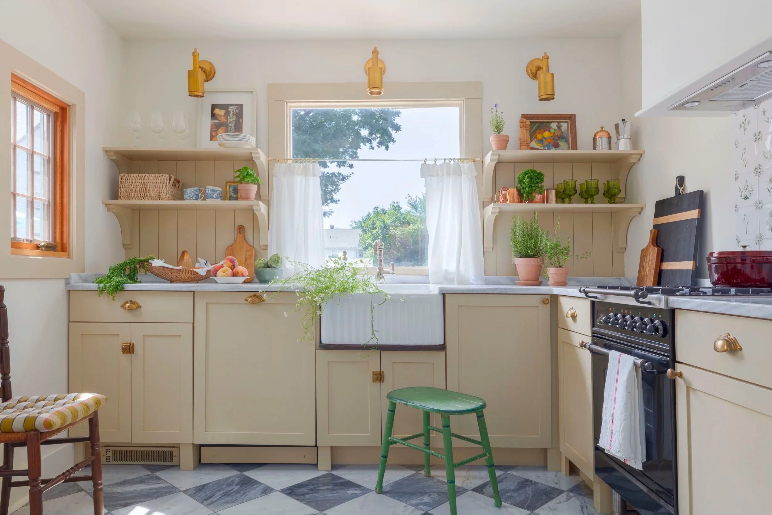 Floral Styling- Marx Cottage