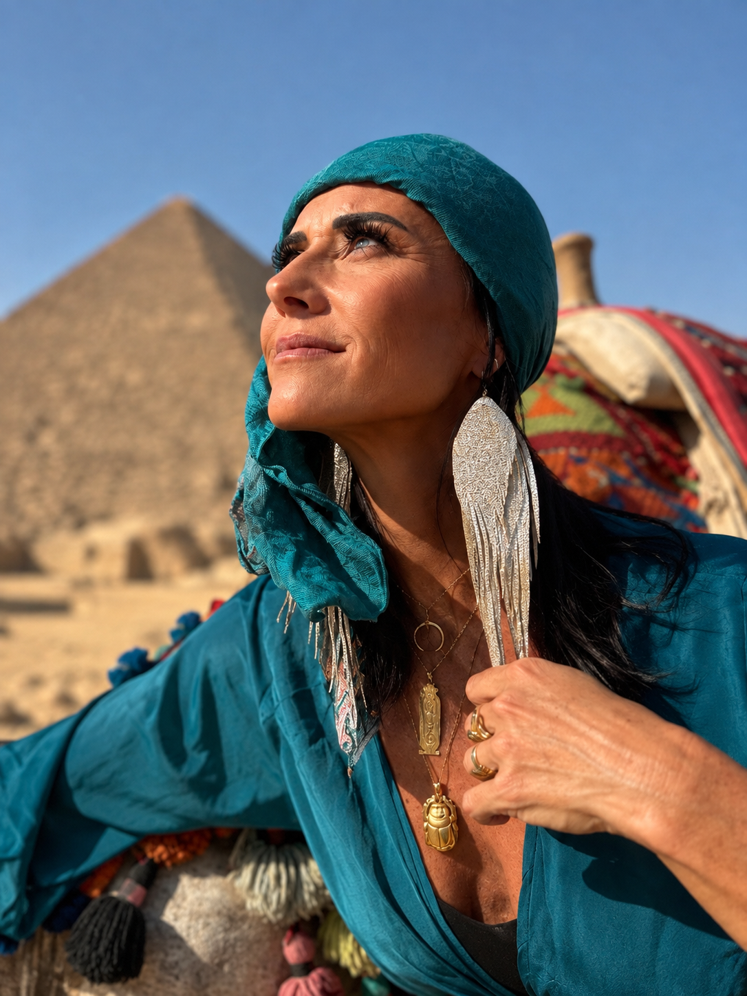 sfa-winged-ones-full-3w-silver-sands-giza-worn-03.PNG