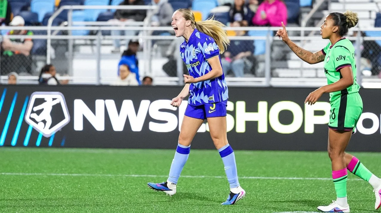 GOAL: Curry and Dahlien connect to double Reign FC's lead
