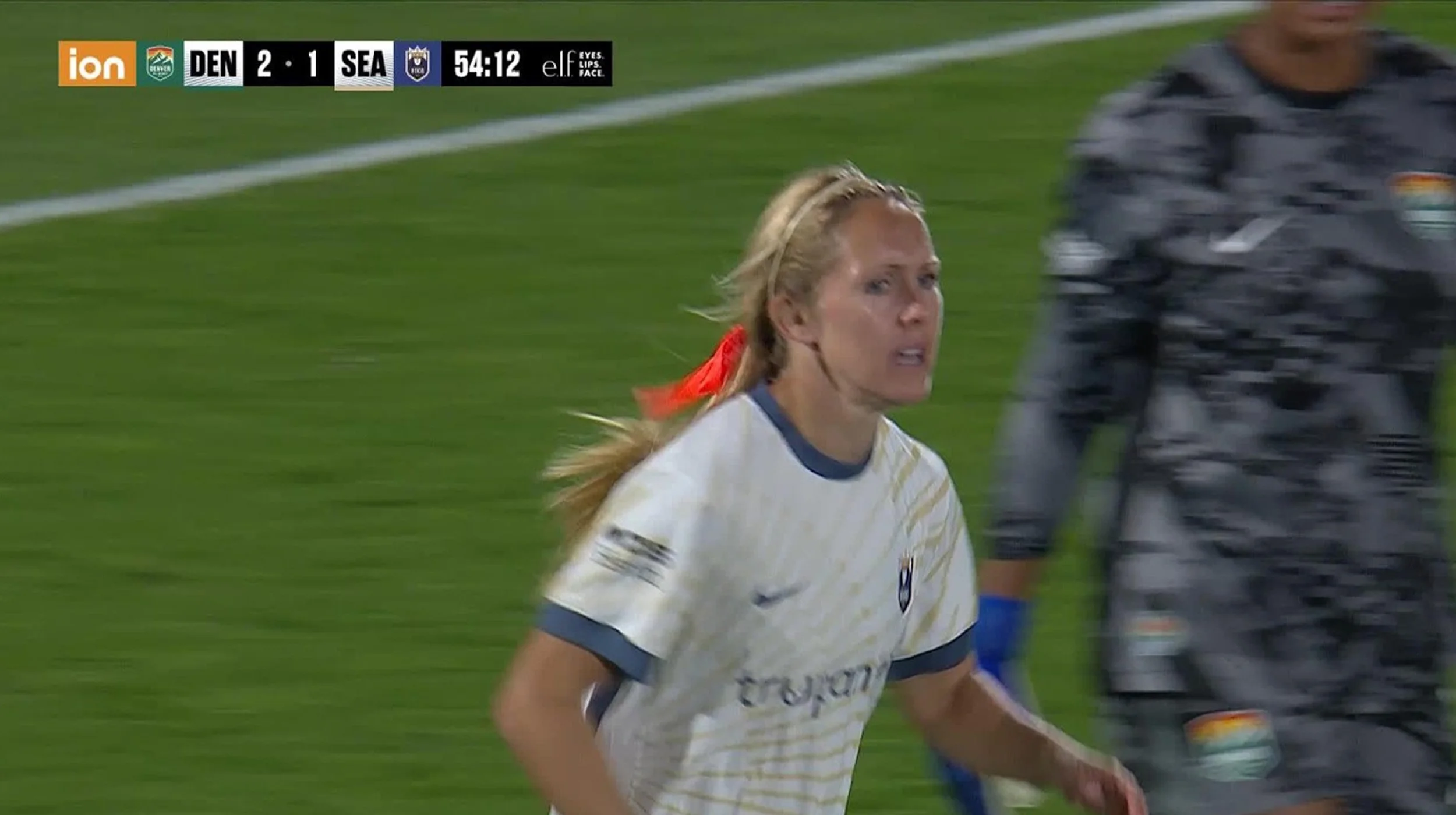 GOAL: Brittany Ratcliffe Pulls One Back for the Reign