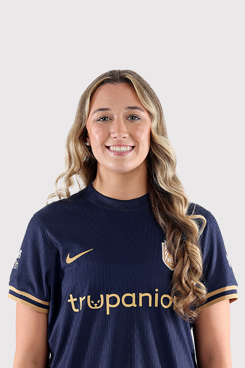 Reign FC defender Emily Mason