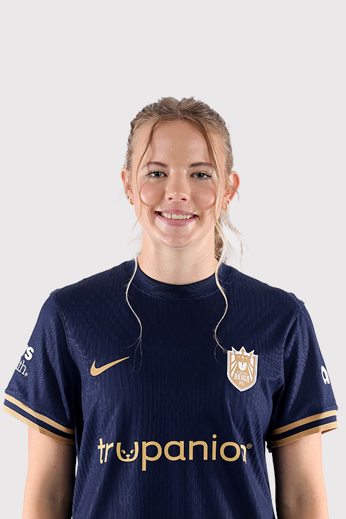Reign FC midfielder Ainsley McCammon