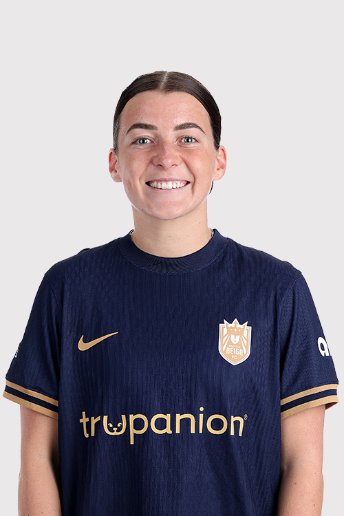 Reign FC midfielder Angharad James-Turner