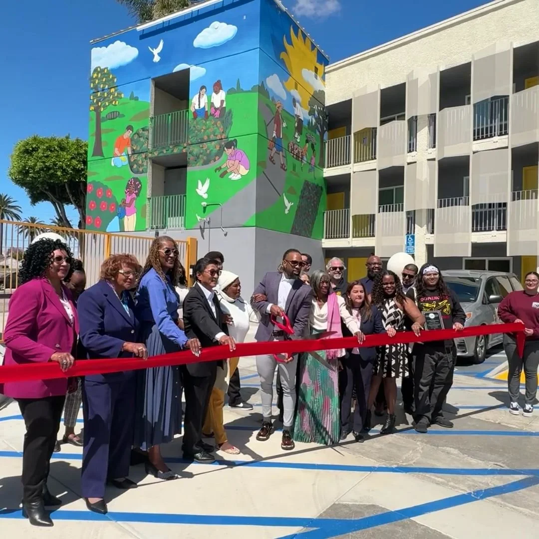 Hub City Heights Gateway Mural is complete!