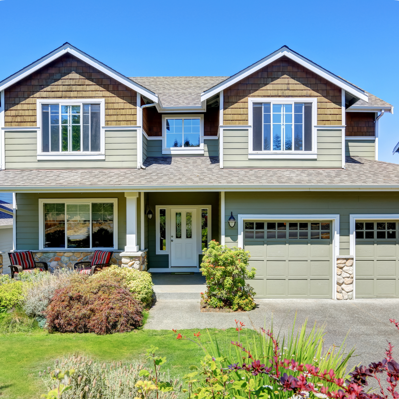 Curb Appeal is the New Interior Design: Three 2025 Trends in Home Exteriors