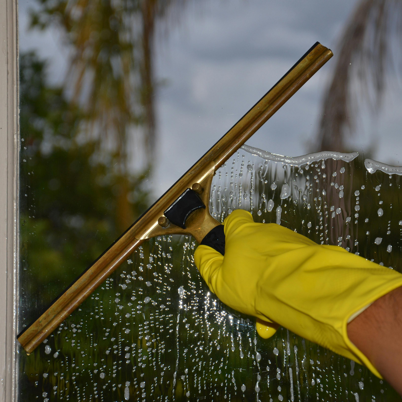 Why the Cleanest Homes Build Happier Neighborhoods