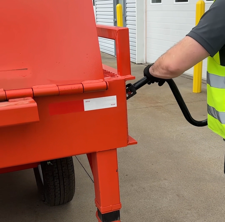 Fine tuning the yard ramp with the hand crank