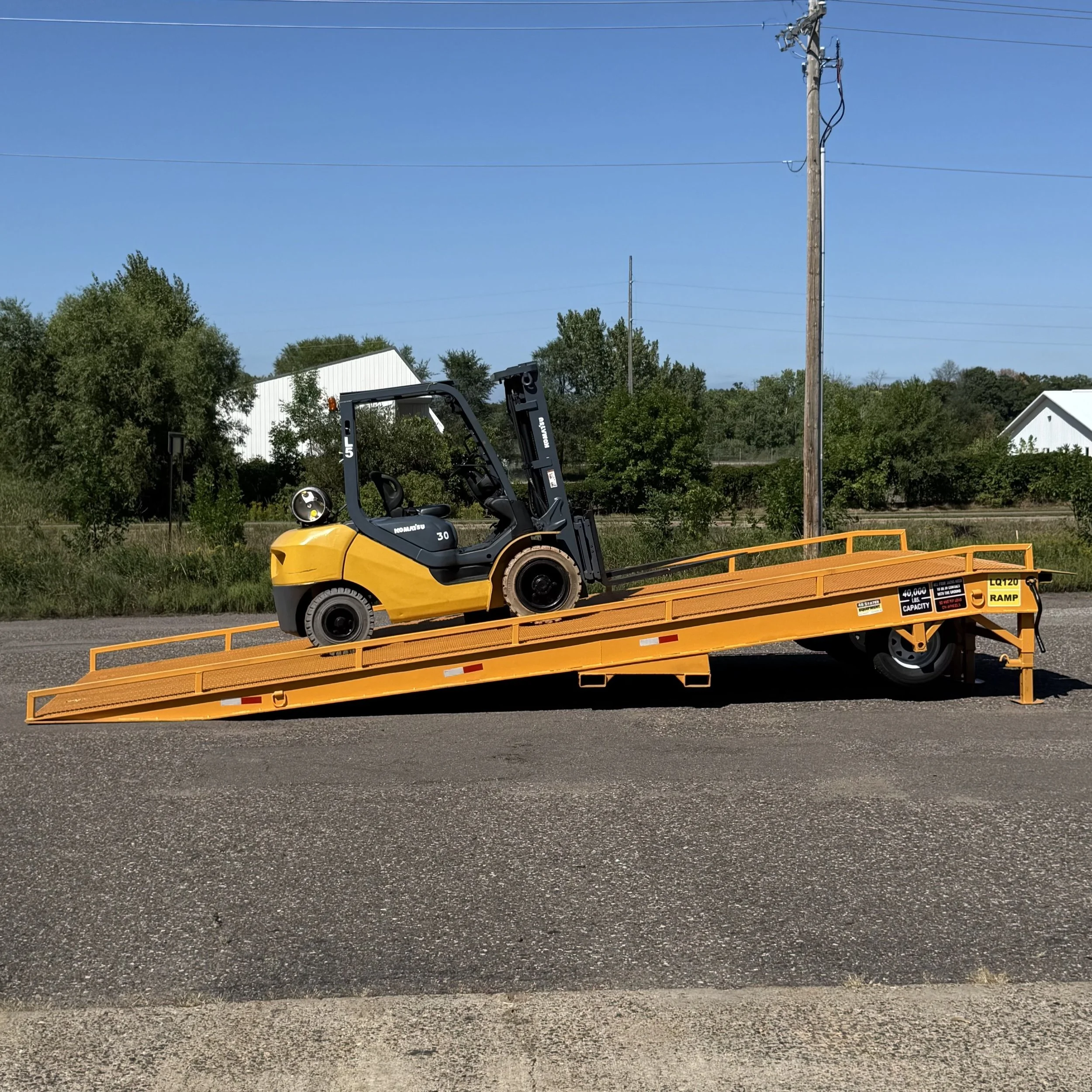 lq120-super-wide-yard-ramp.jpeg