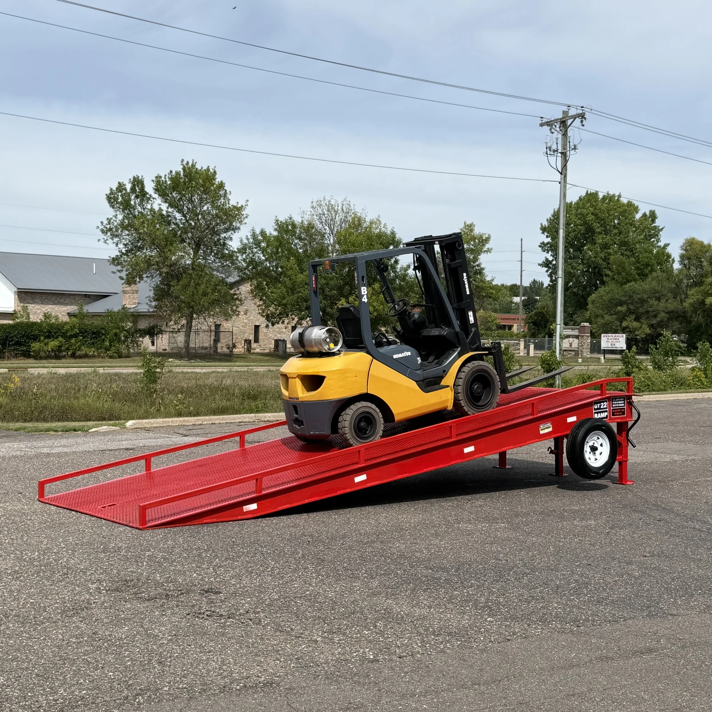 GT22 portable loading dock ramp for warehouse operations