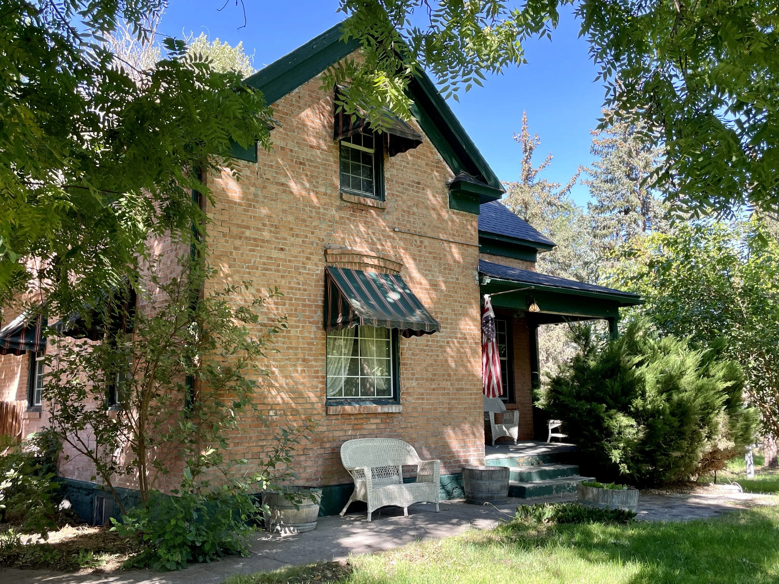 Hagerman House Front Left.jpg