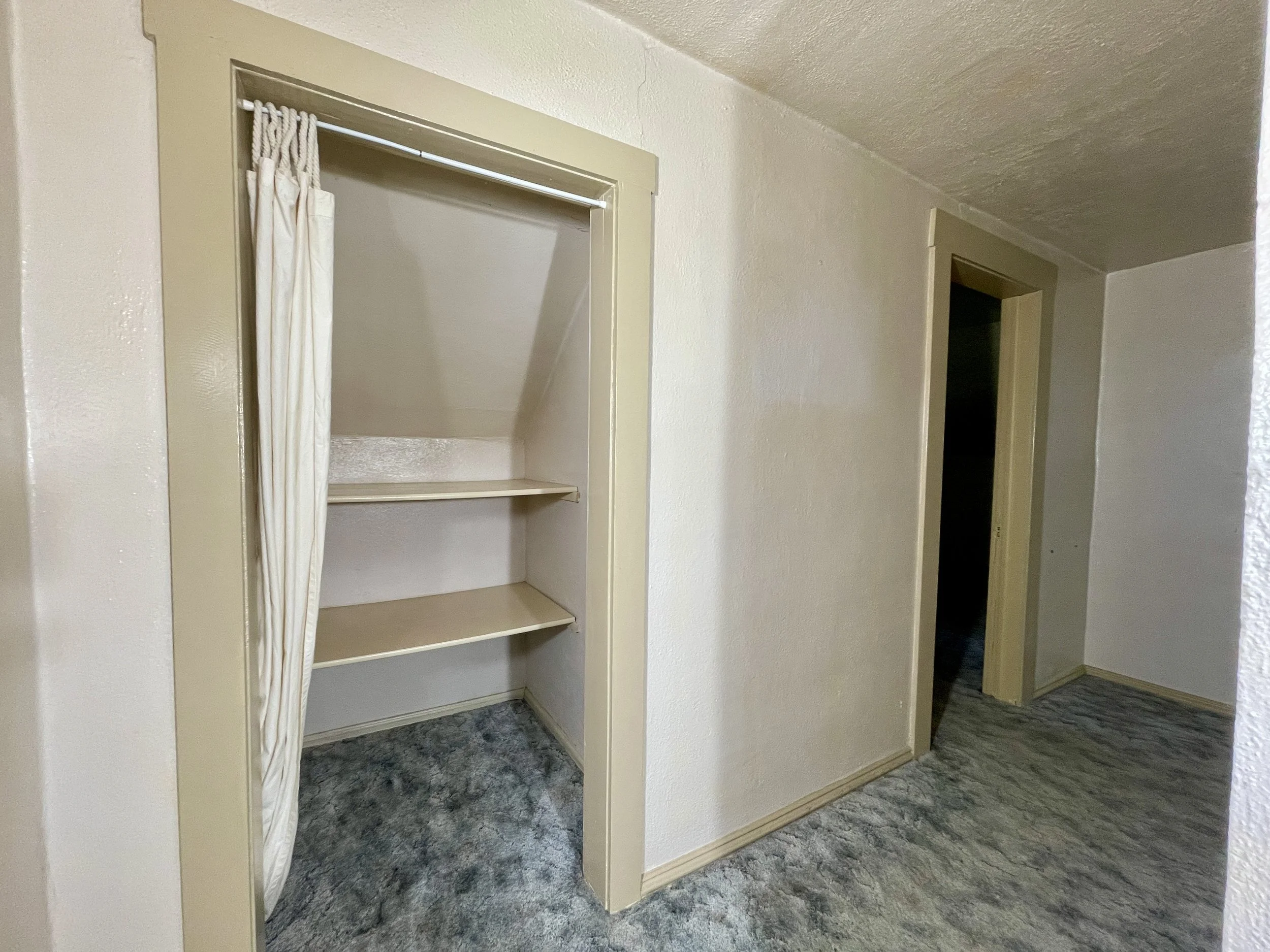 Interior Upstairs Hallway.jpg