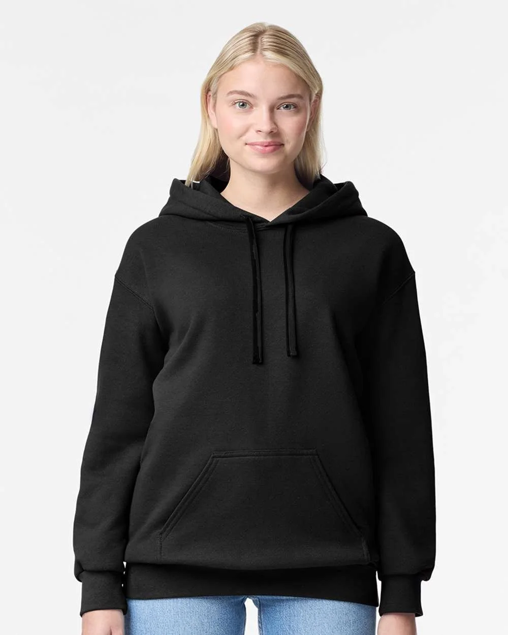Gildan_19500_Pitch_Black_Front_High_Model.jpg