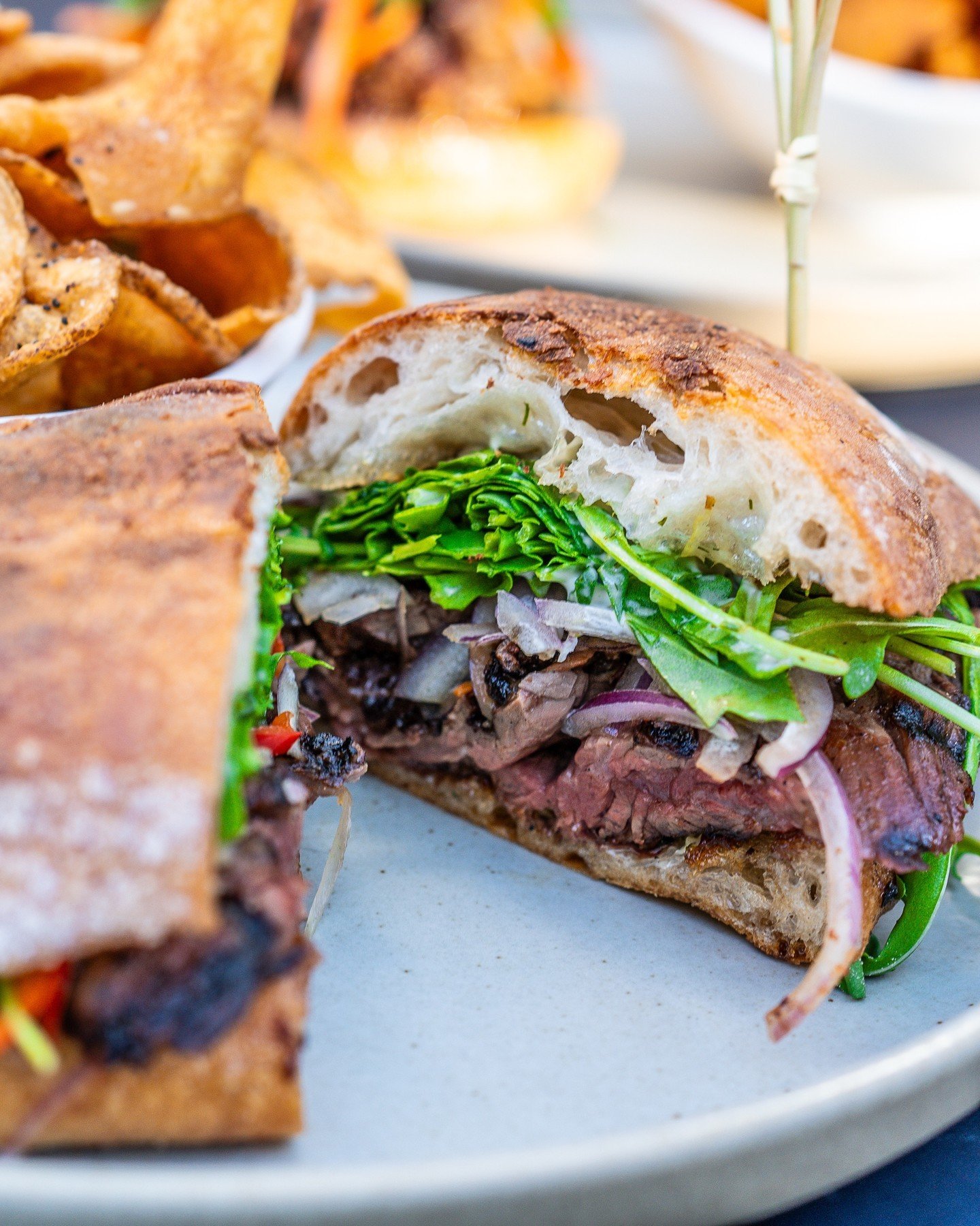 Steak, spice, and everything nice. 🌶️🔥

Chipotle Marinated Skirt Steak with herb aioli, pickled Fresno chili, red onions, and ciabatta&mdash;with housemade chips for the win.

Order online or enjoy at Acorn Cafe. 

#acornhealdsburg #acorncafe #heal