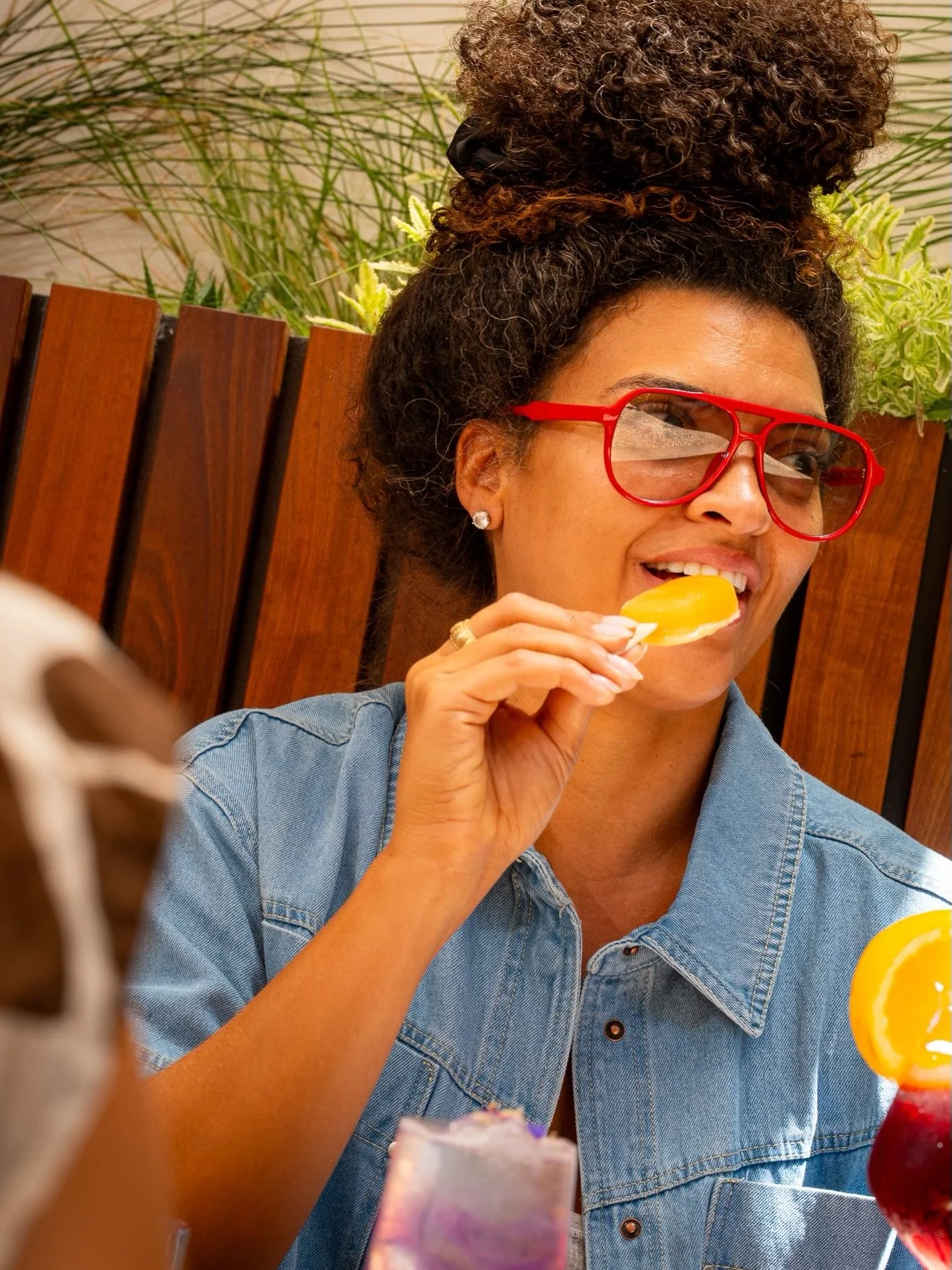 Two cool treats in one 🧊

Our Melon Matcha Latte is available until the end of Summer, and comes with the perfect sized Cantaloupe Popsicle. ☀️ Cool down, sip, savor and enjoy.

#melonmatcha #popsicles #brunchallday #acorncafe #healdsburg