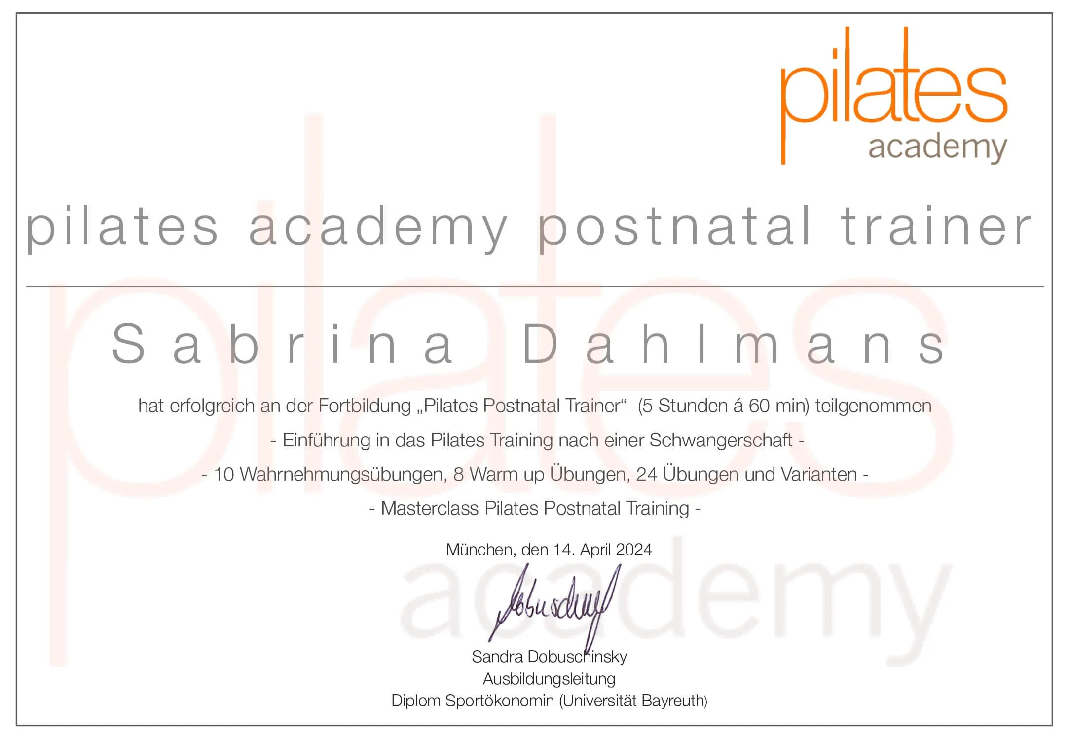 Pilates-Postnatal-Trainer-Sabrina-Dahlmans.jpg