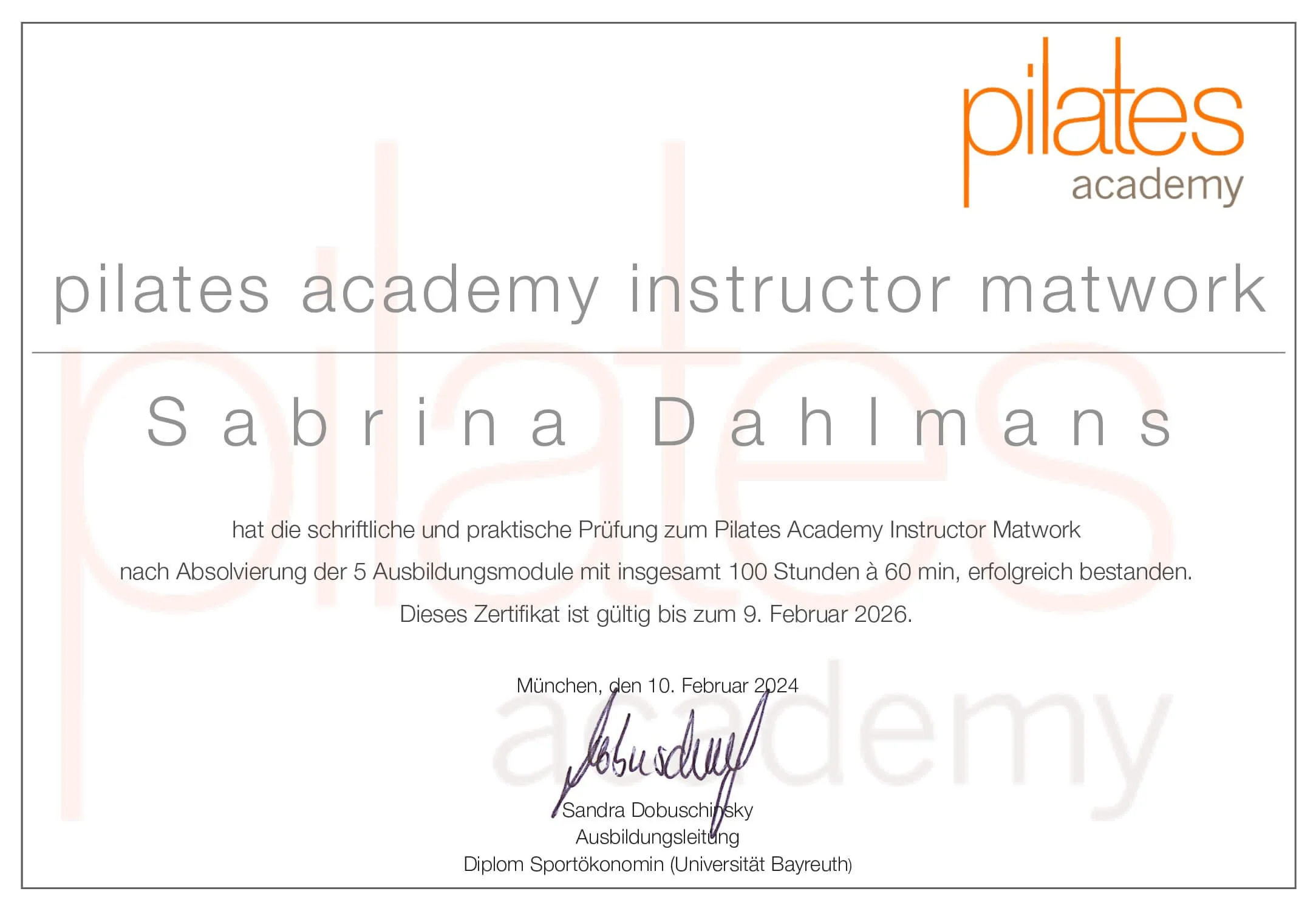 Pilates-Academy-Instructor-Matwork-Sabrina-Dahlmans.jpg