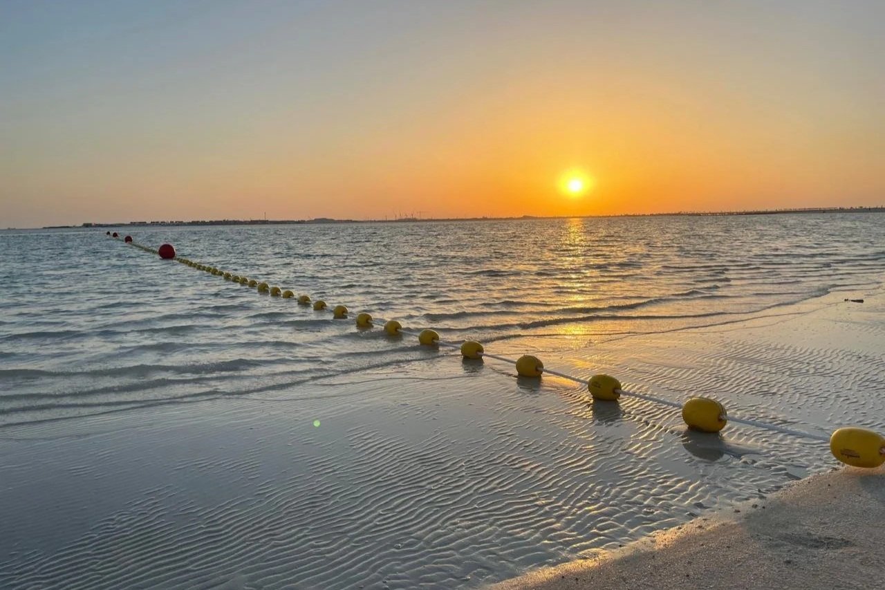 Protecting Beach-Goers: The Benefits of Envocoast's Marine Protection Solutions
