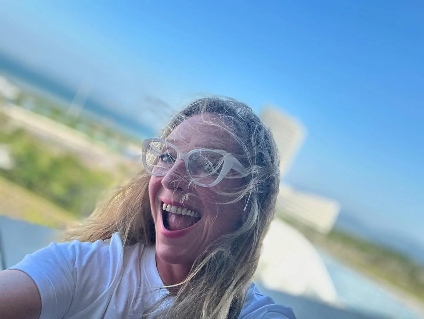 2nd week teaching IN THE BAG!! Loving how my students pollinate me with their positivity and talent! Efflorescence even in the smallest plants on campus x This has been the best day so far &hellip;