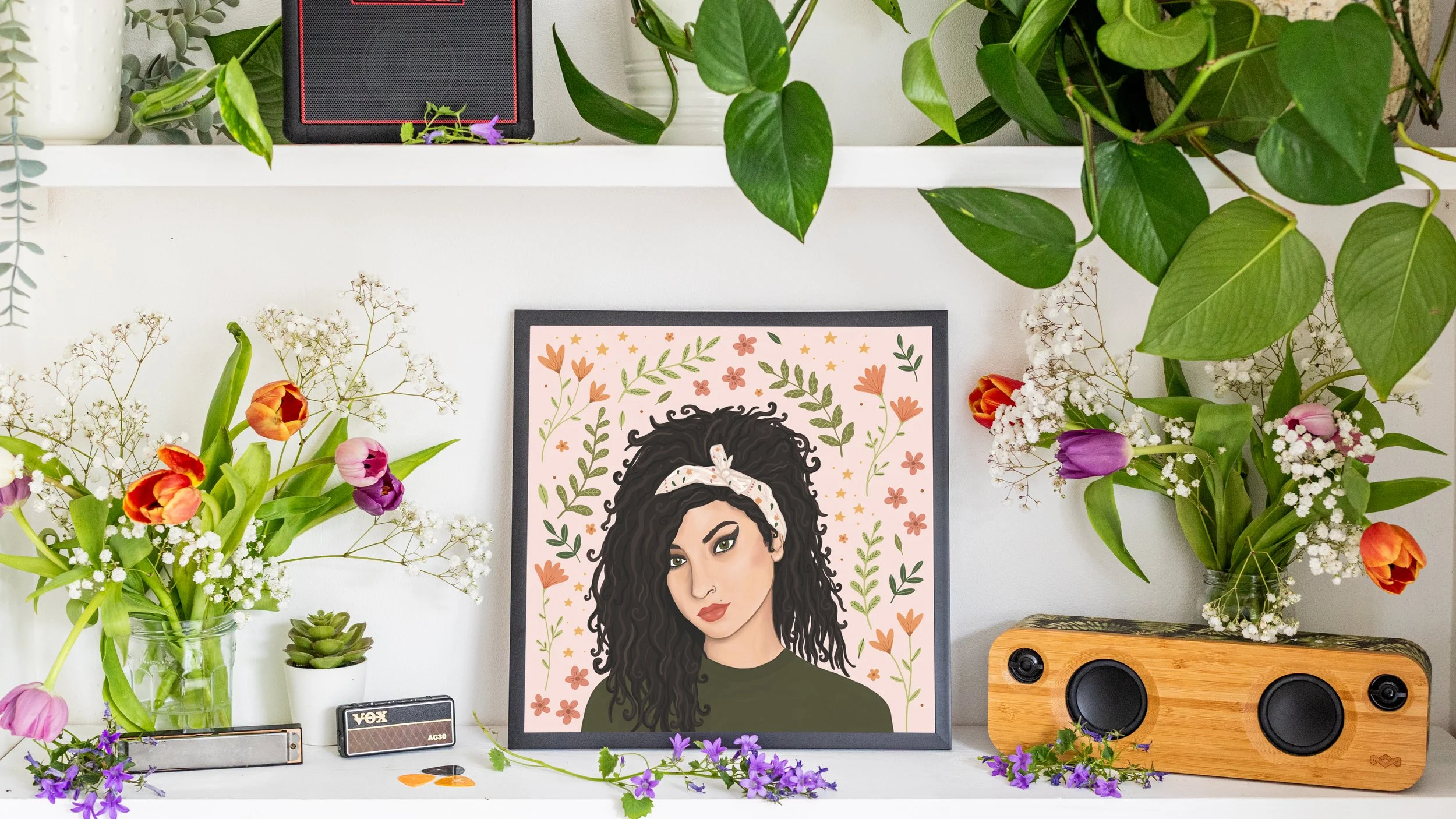 BLACK_FRAME_WINEHOUSE_WIDE.jpg