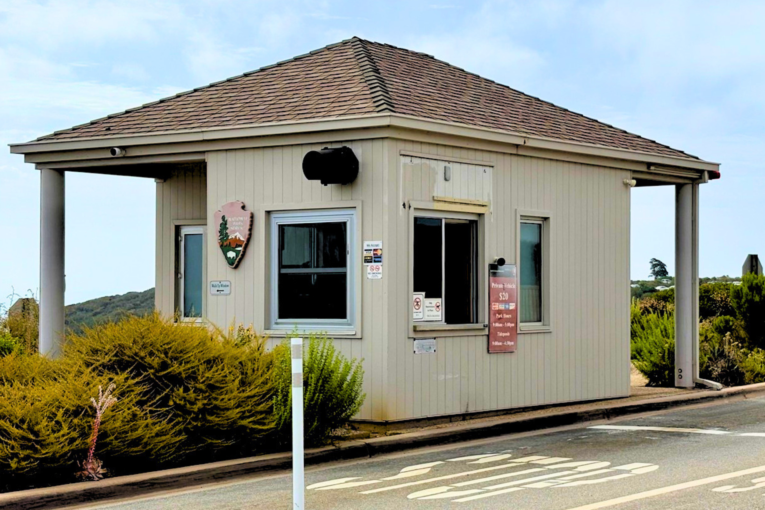 Cabrillo National Monument Entrance Station. Photo credit: NPS / D.Wieder.