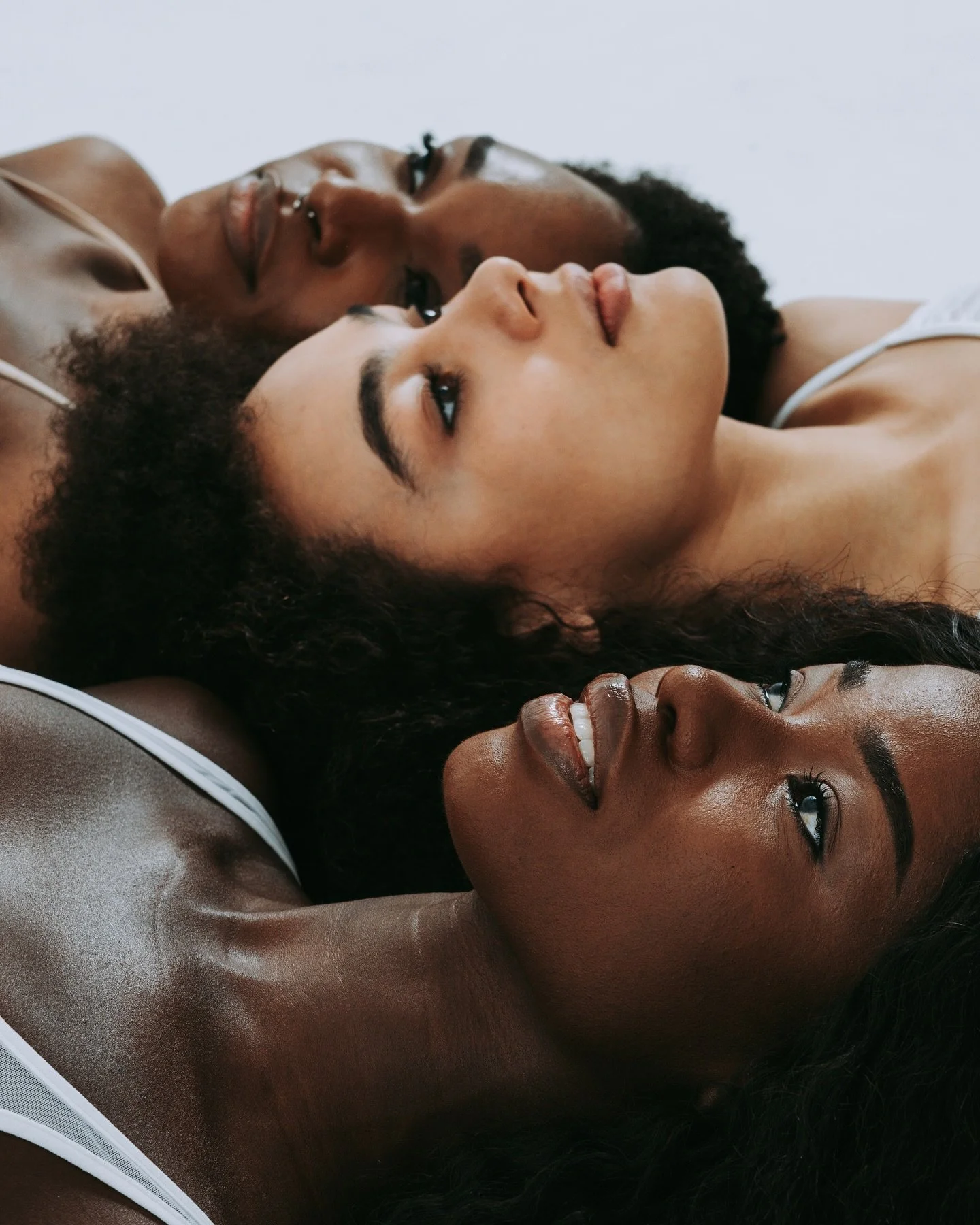 We believe beauty comes in all shades, shapes, and sizes. 🖤 At ROG&Eacute;T STUDIOS, we want to bring this belief to every brand out there! 

To book a discovery call with us, just fill out our contact form at rogetstudios.com💻 

We specialize in w
