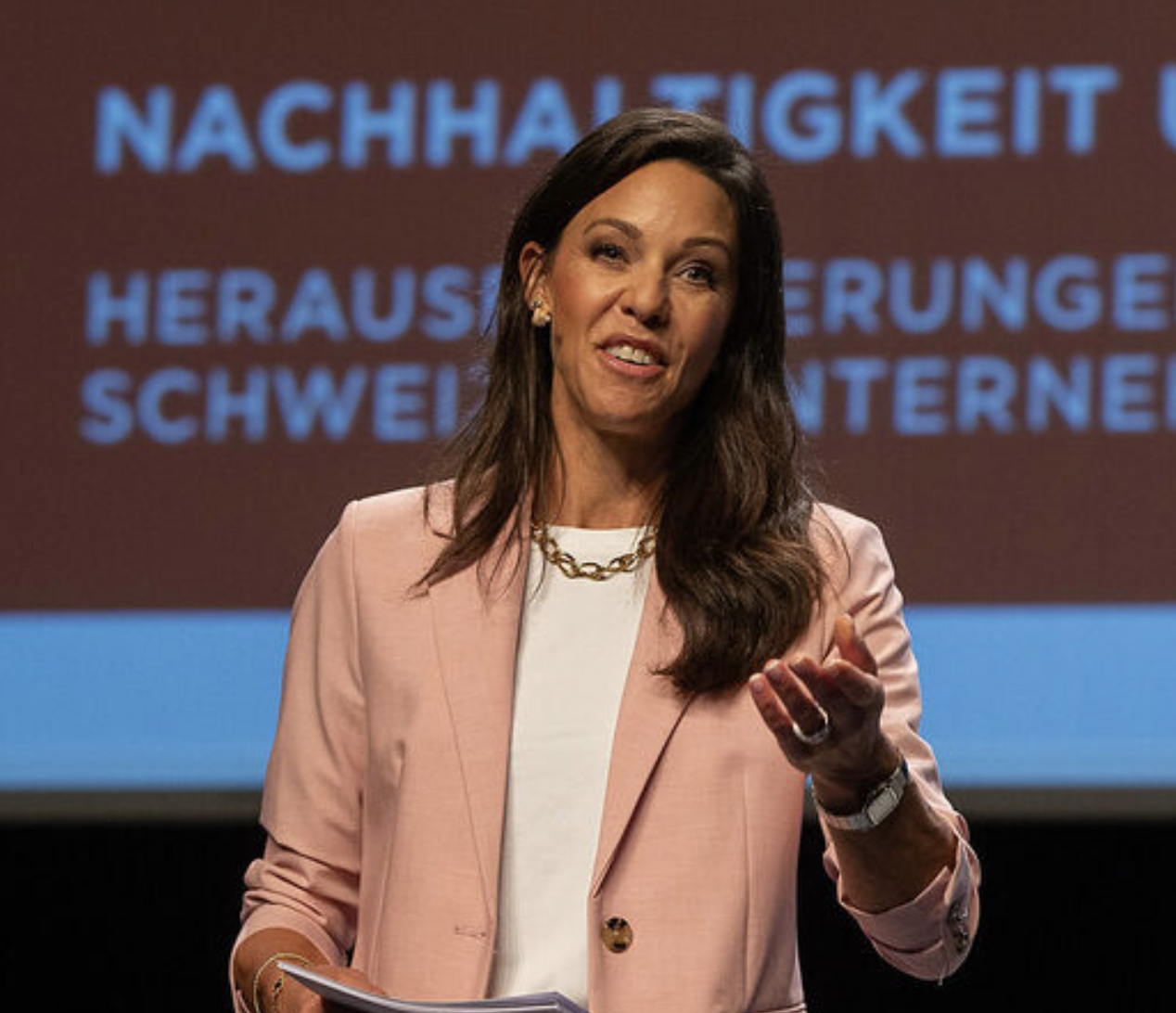 Bildschirm­foto 2025-04-03 um 23.39.39.png