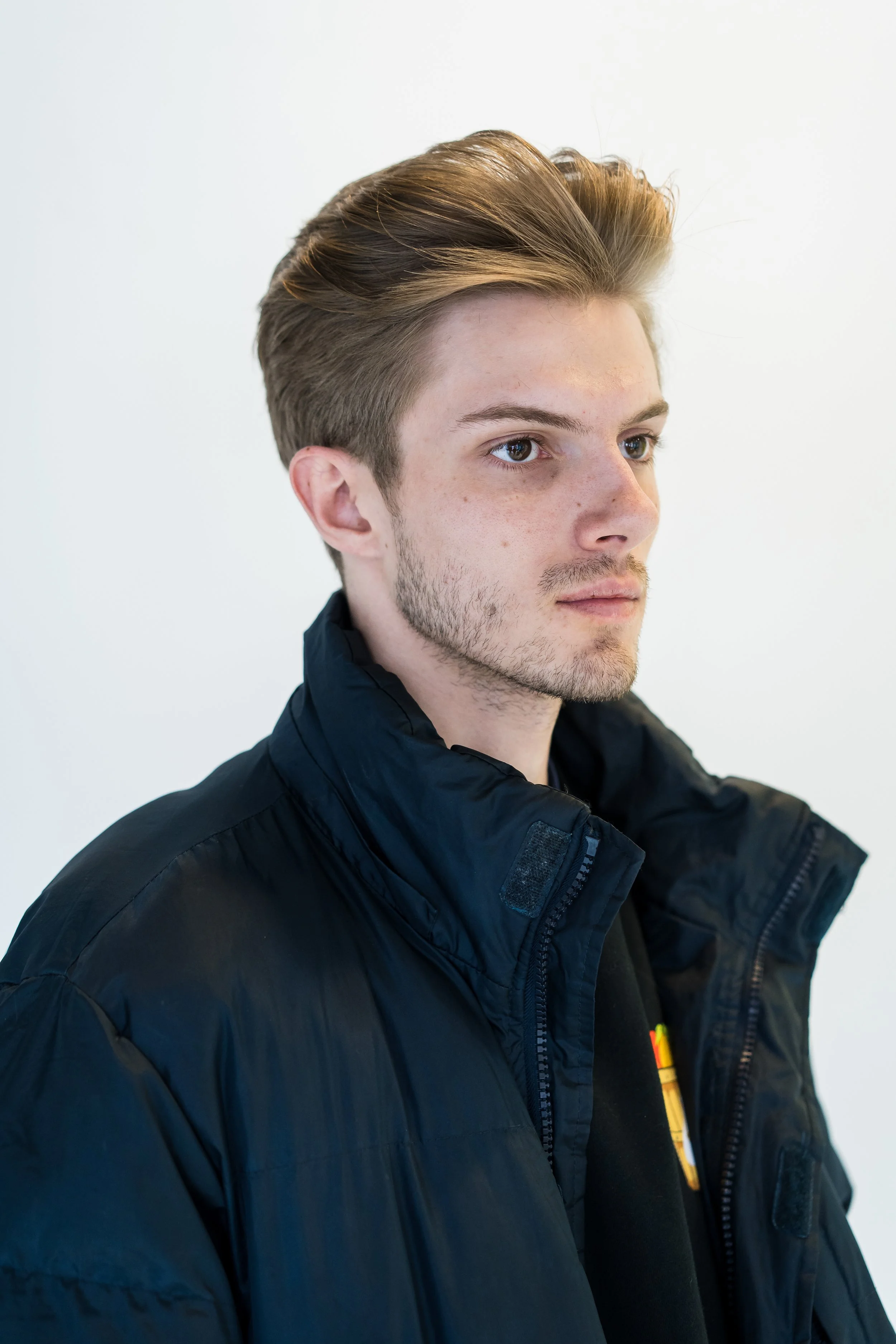 flowy mens haircut that looks natural and effortless