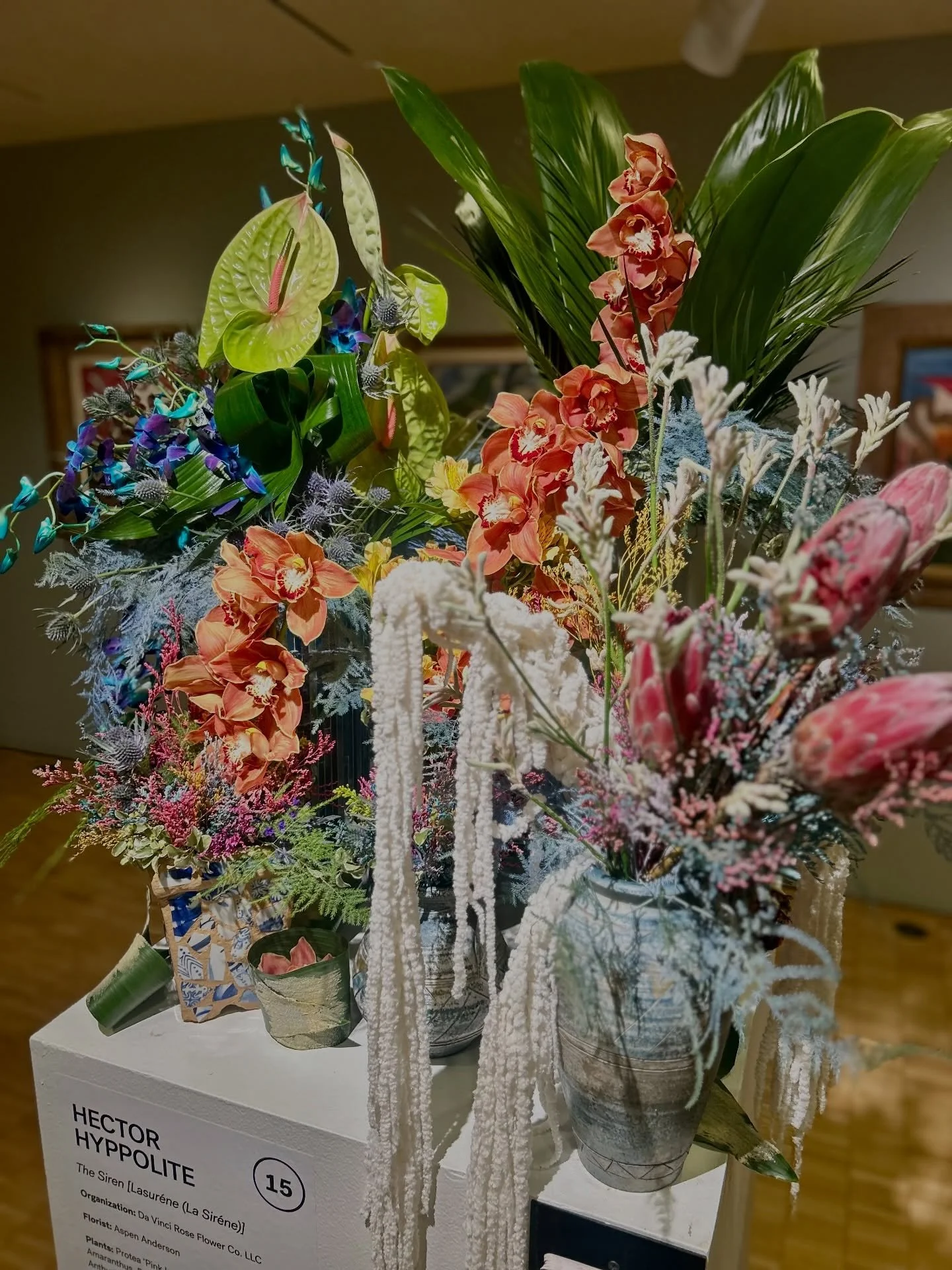 Year 2 of Da Vinci Rose Flower Co. and honestly we slayed it😉🌷 A year full of artistry, positivity, creativity, passion, love, and happiness. Going into 2026 we are excited to create without bounds, continue to spread joy and kindness, and splash t