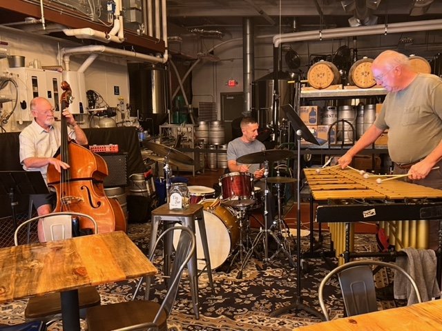 Early Evening Jazz: Trius