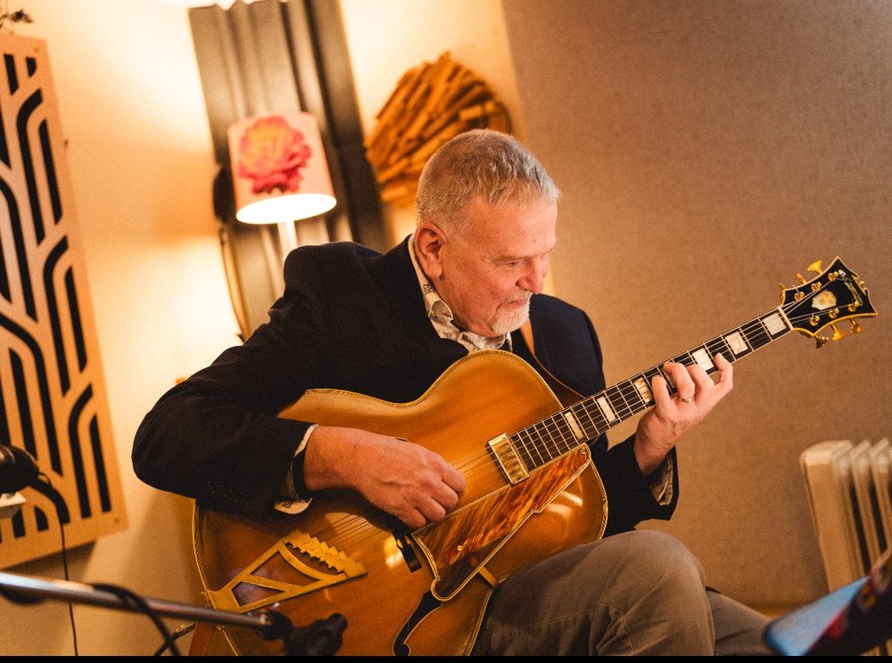 Early Evening Jazz: Joel Shapira Trio artwork from Berlin