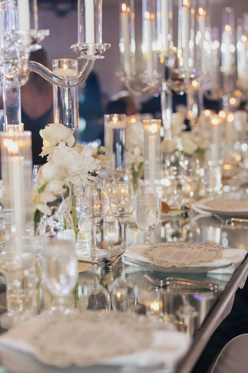 mirrored-tablescape-ritz-carlton-nicole-aston-the-moxie-workshop.jpg