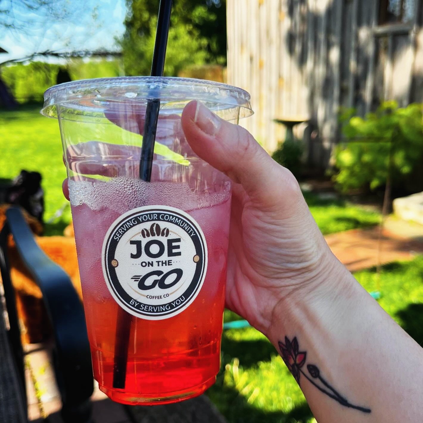 When you order the Lotus to match your lotus! We&rsquo;re fueling sunny afternoons in Strasburg and beyond!

We close at 4PM Monday through Friday, so grab your afternoon sips before heading home!

DM us &ldquo;LOTUS&rdquo; to save 10% on your first/