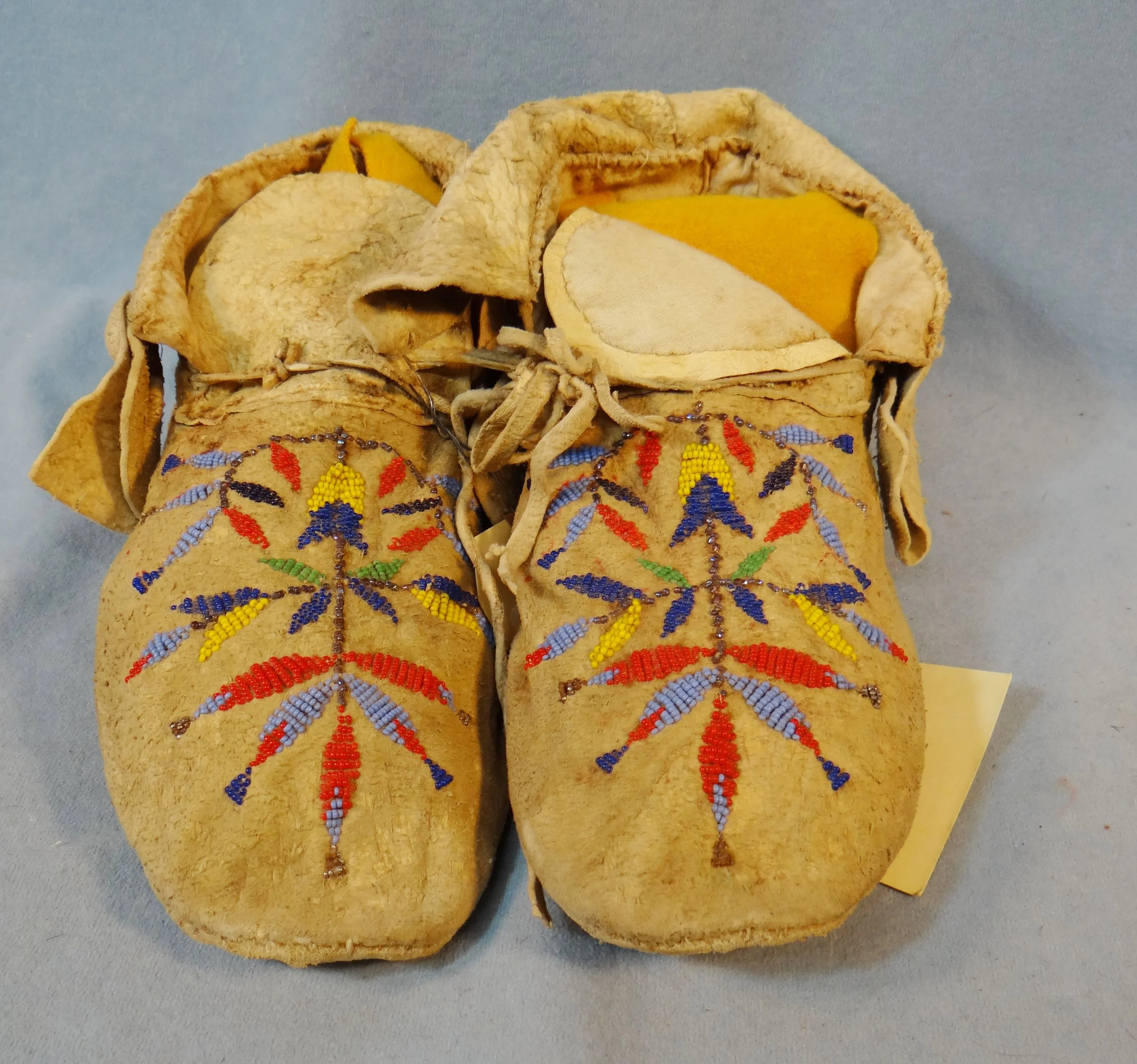 Santee Sioux beaded moccasins, 10«", early 1900's, sinew sewn
