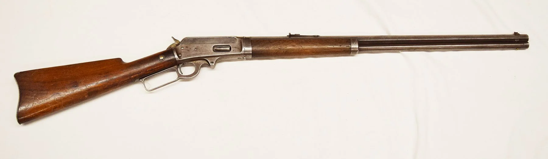 Marlin Model 1893, .30-30, 26" octagon barrel, s#2882890, manufactured 1904
