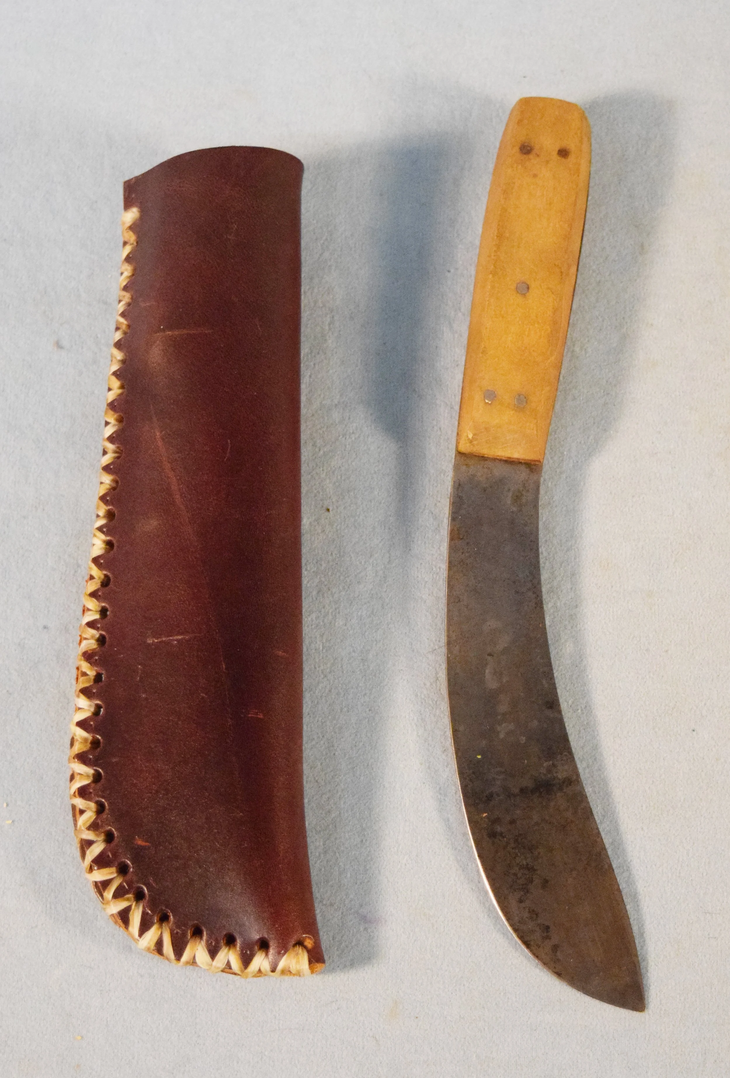 Russell & Co. Gree River Works knife with leather sheath, 6" blade, wooden handle