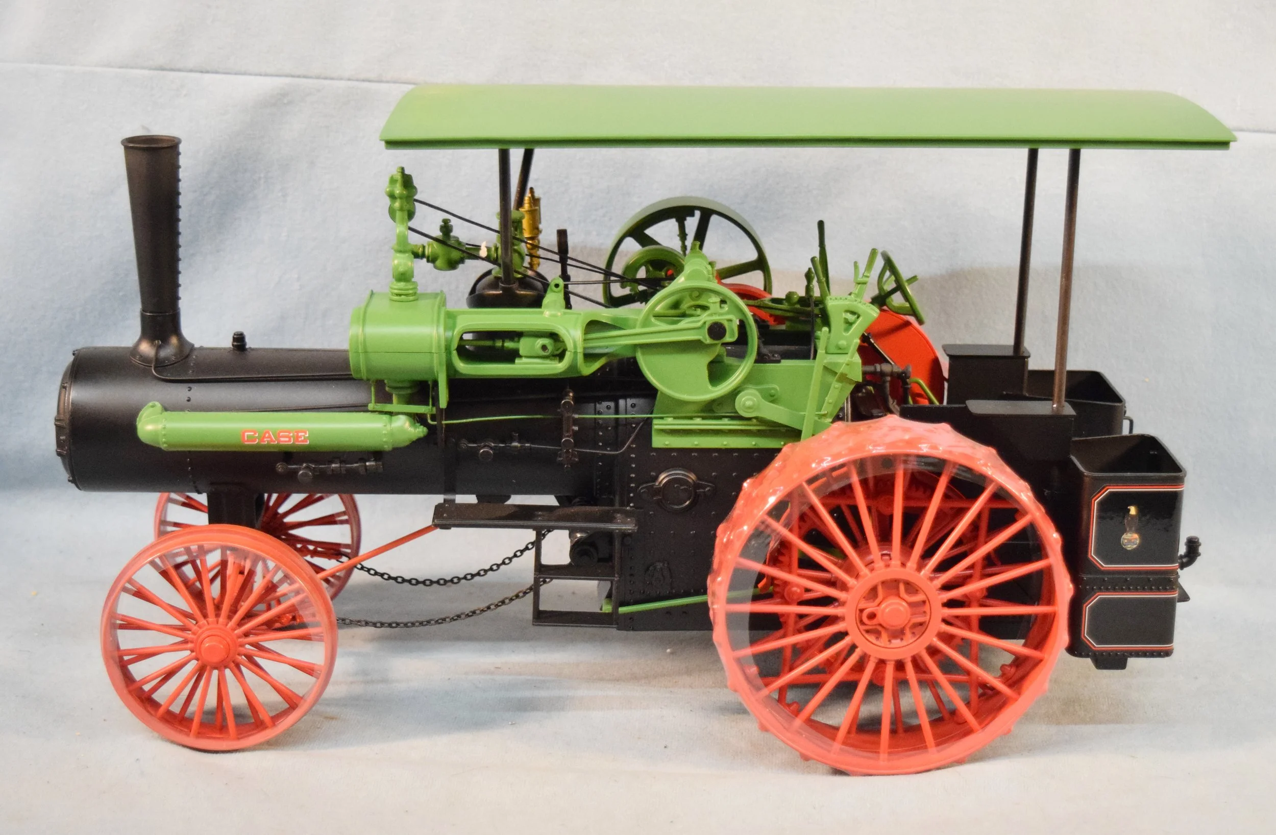 Millennium Farm Classics Case Steam Traction Engine by Ertl, new in box