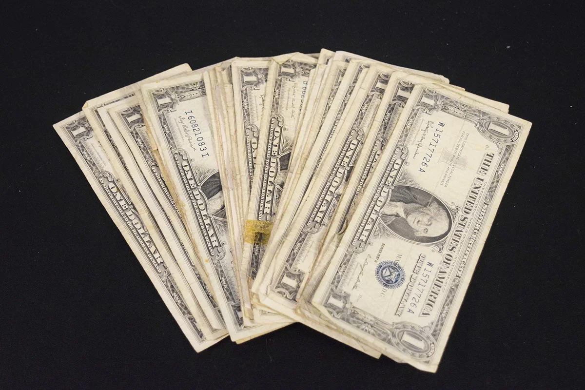 (30) vintage silver certificates
