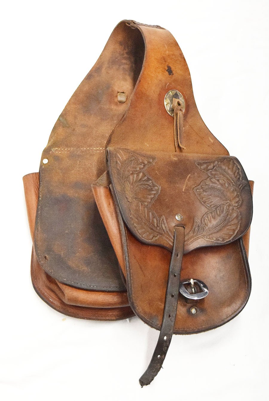 Bruce Ruckman, Great Falls, MT, saddle bags, 9½" x 7" pockets
