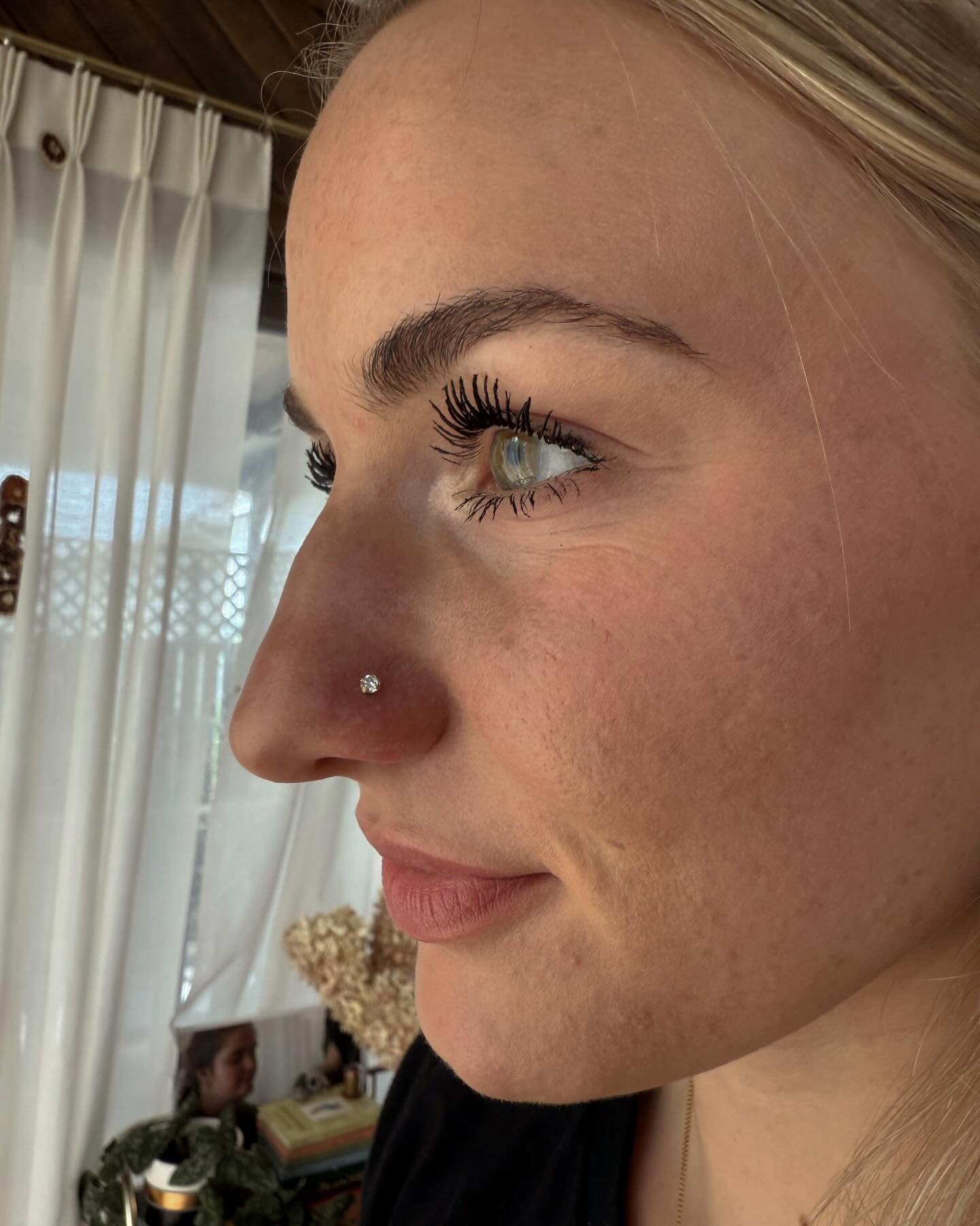 How cute is this birthday girl?!🎂

This gorgeous girl chose a sparkly new nose piercing to celebrate the big 1-8, and she absolutely rocked it! Thanks for letting me be a part of your special day, Julia! 💖